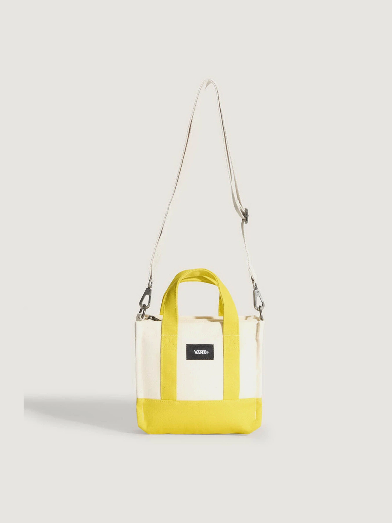 Сумки Vans LIL PERGS TOTE модель VN000HRWGRV1 Сумки Vans LIL PERGS TOTE модель VN000HRWGRV1 Фото