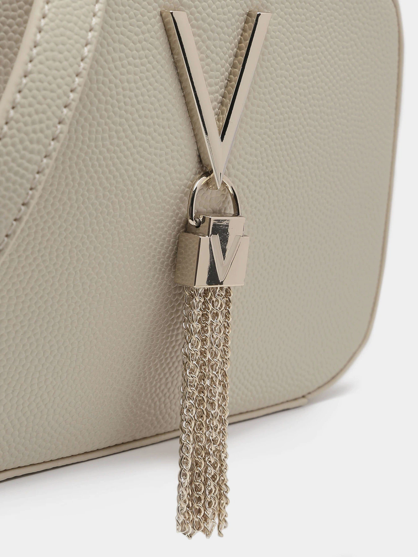 Сумки Valentino модель VBS1R409G ECRU Сумки Valentino модель VBS1R409G ECRU Фото