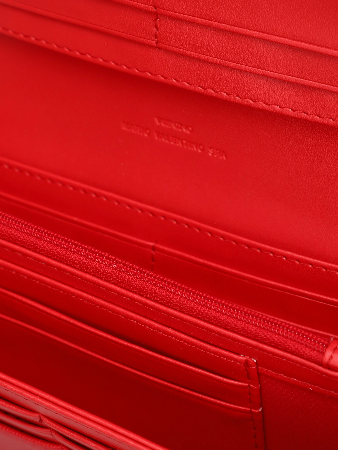 Кошельки Valentino модель VPS6YO113S ROSSO Кошельки Valentino модель VPS6YO113S ROSSO Фото