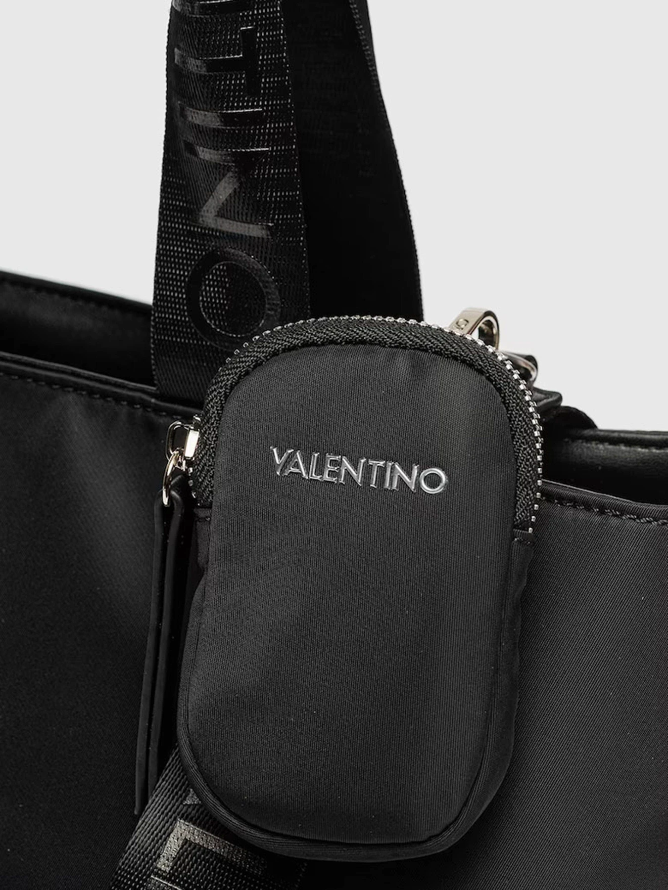 Сумки Valentino Mountain модель VBS7CJ01 001 Сумки Valentino Mountain модель VBS7CJ01 001 Фото