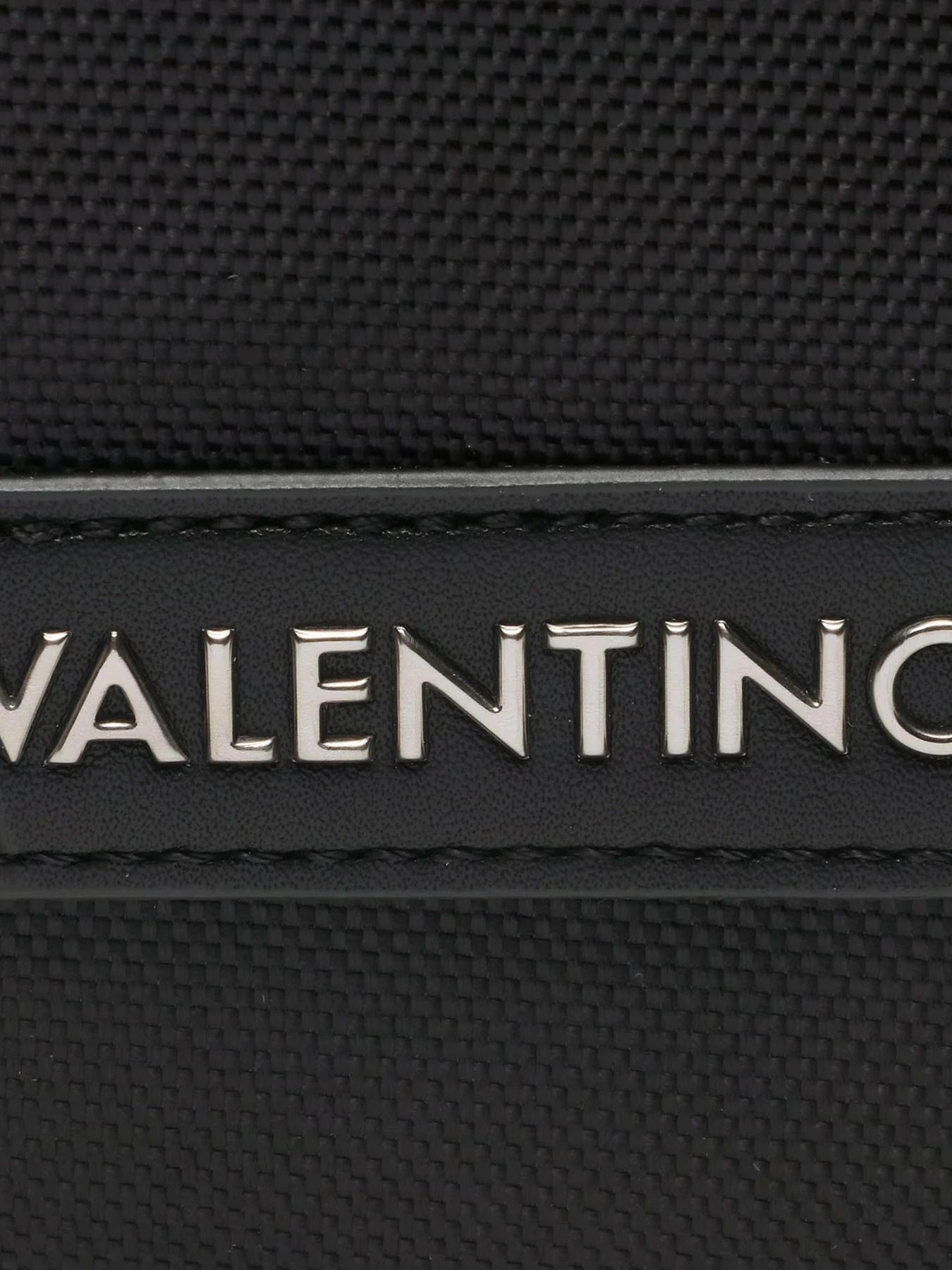 Сумки Valentino Nik Re модель VBS7CN20 001 Сумки Valentino Nik Re модель VBS7CN20 001 Фото