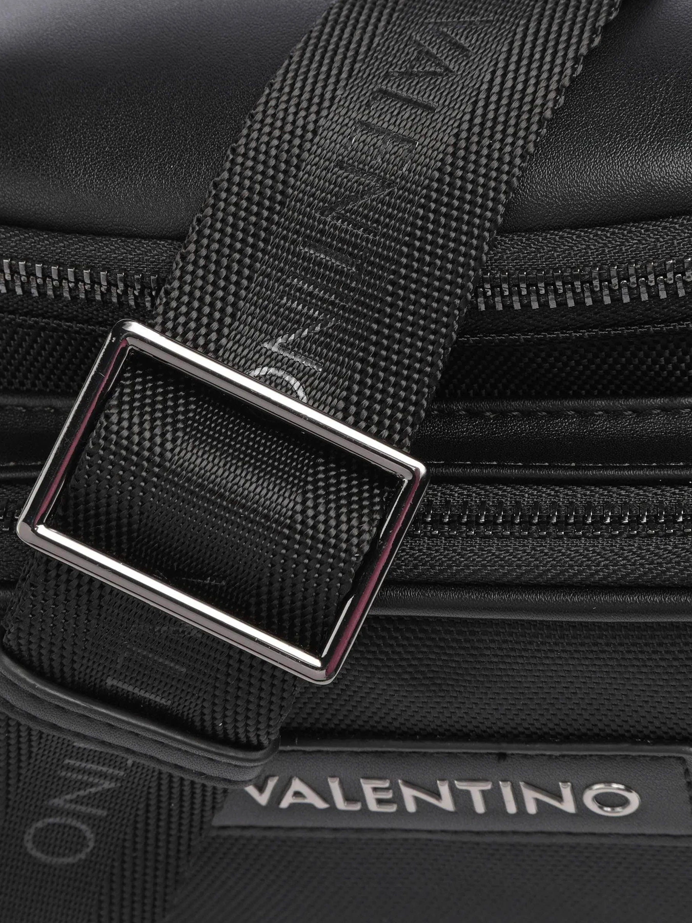 Сумки Valentino Nik модель VBS7CN28 001 Сумки Valentino Nik модель VBS7CN28 001 Фото