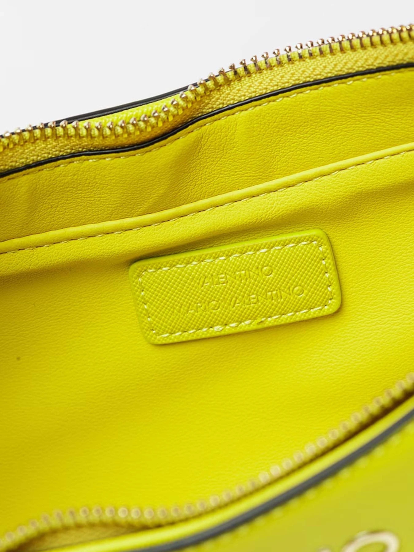 Сумки Valentino модель VBS7LM04 L74 Фото