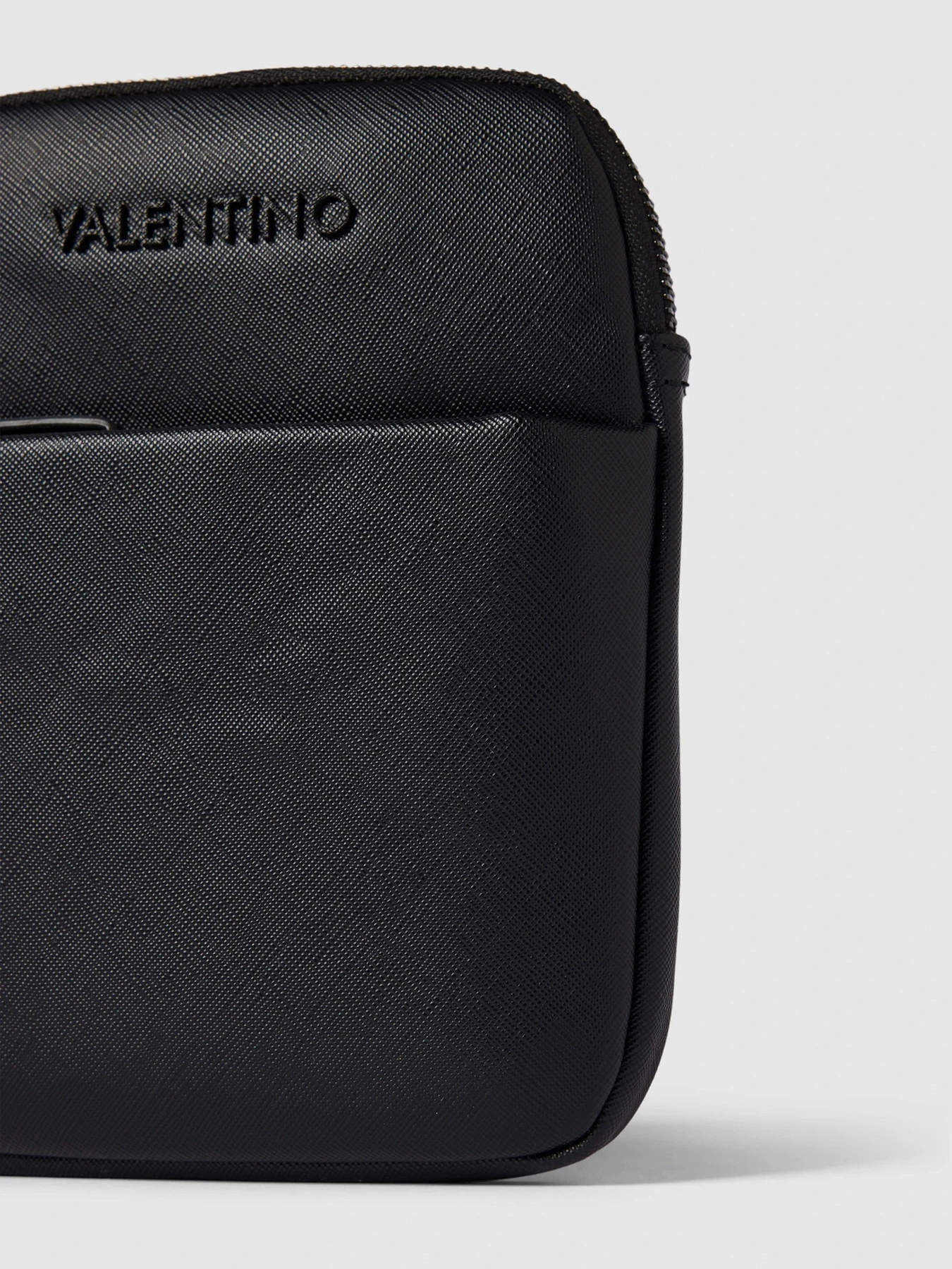 Сумки Valentino модель VBS7O506 001 Фото