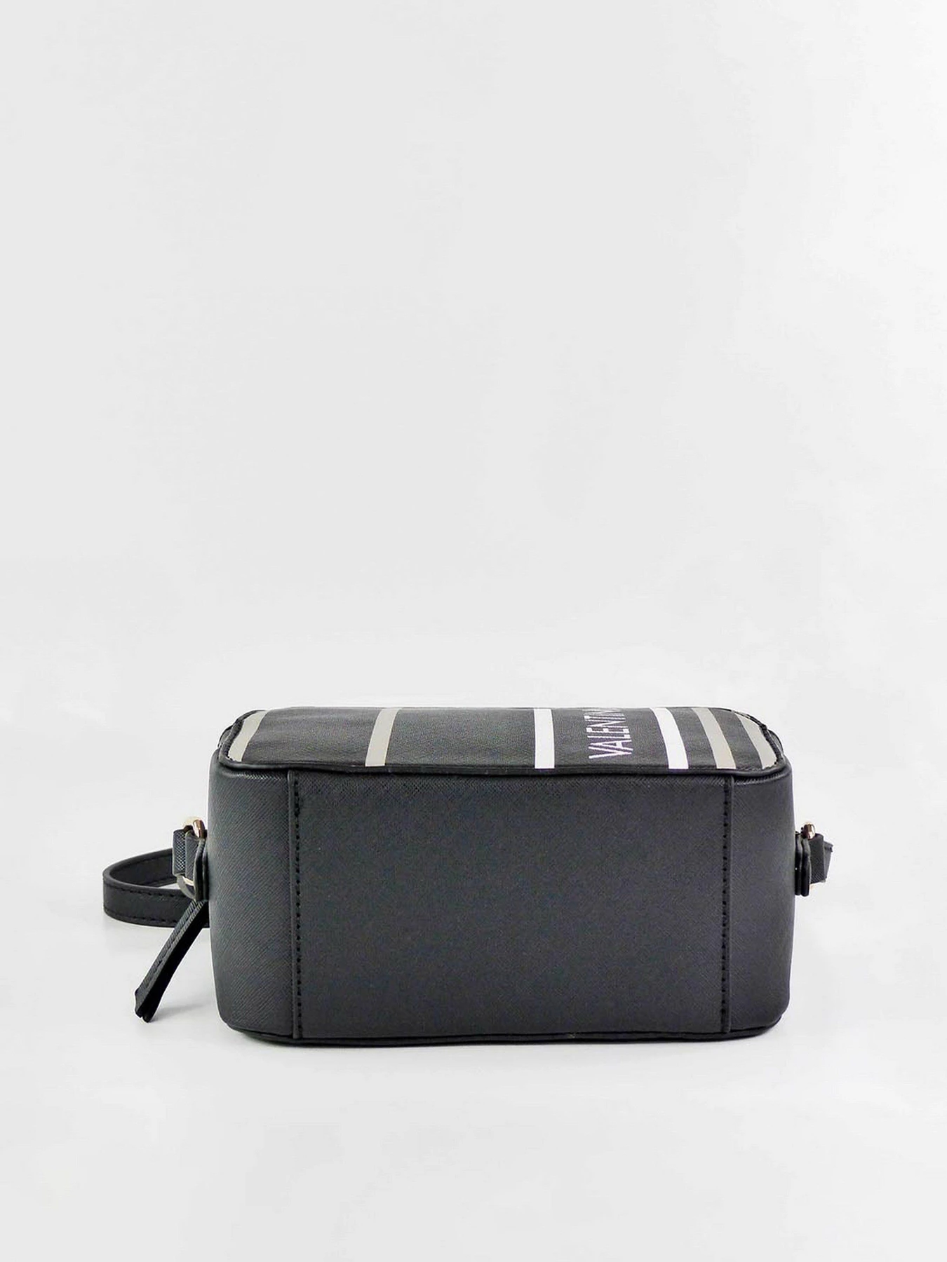 Сумки Valentino Island модель VBS6BB04 NERO/MULTICOLOR Сумки Valentino Island модель VBS6BB04 NERO/MULTICOLOR Фото