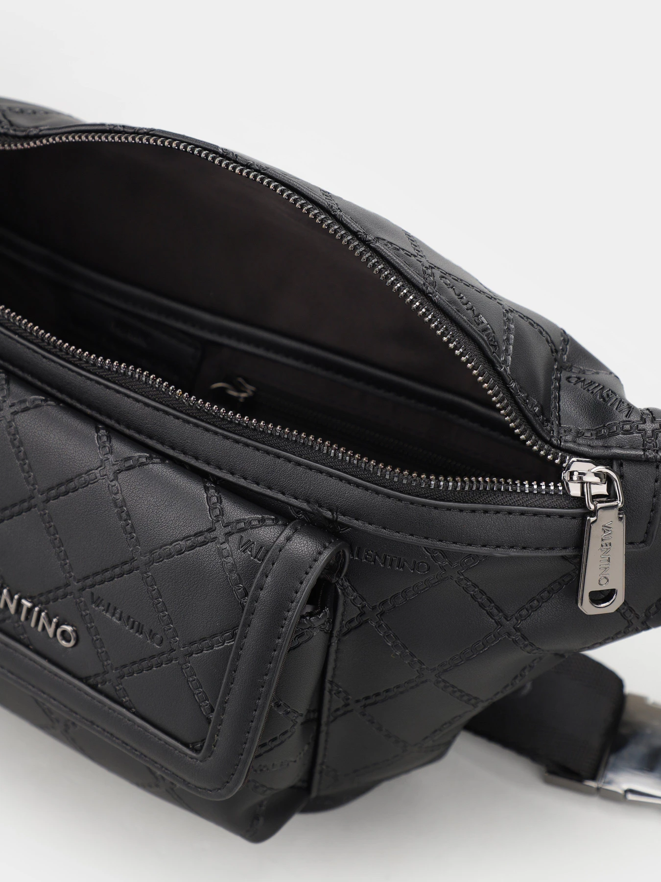 Сумки Valentino модель VBS6GU03 NERO Сумки Valentino модель VBS6GU03 NERO Фото