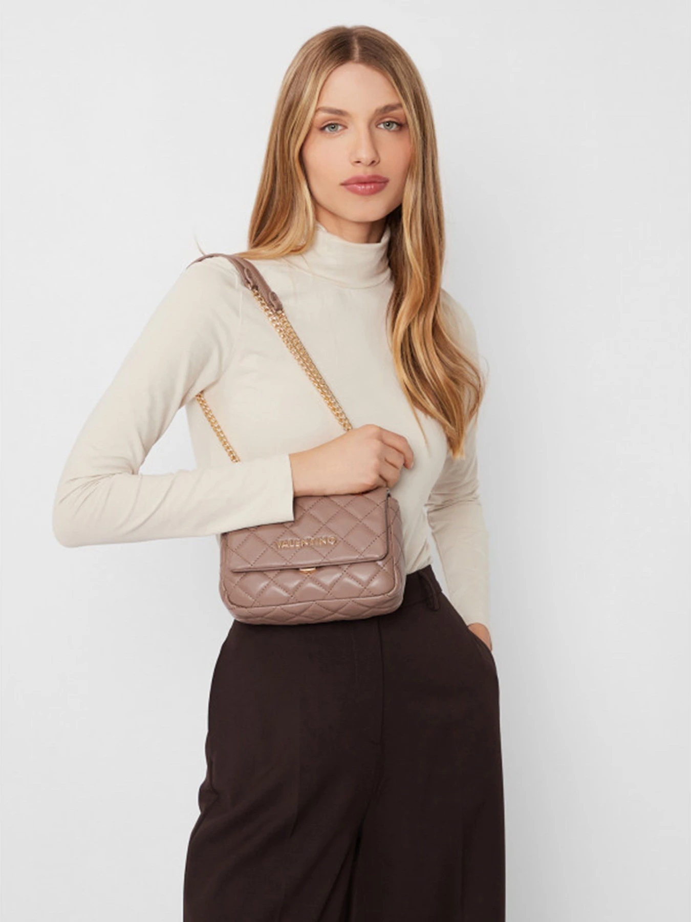 Сумки Valentino модель VBS3KK05 TAUPE Фото