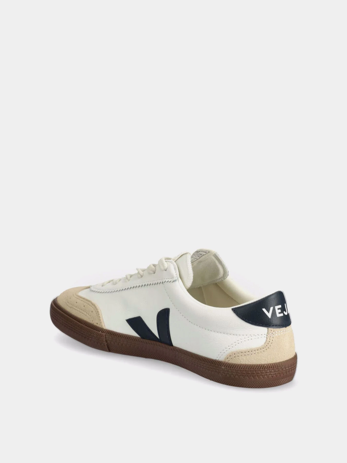 Кеды Veja VOLLEY модель VO2003531B Кеды Veja VOLLEY модель VO2003531B Фото