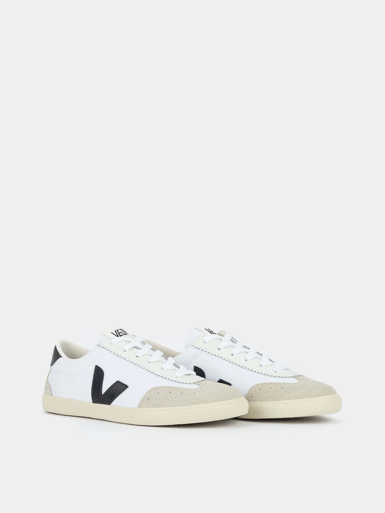 Кеди Veja модель VO0103524 VOLLEY Кеди Veja модель VO0103524 VOLLEY Фото