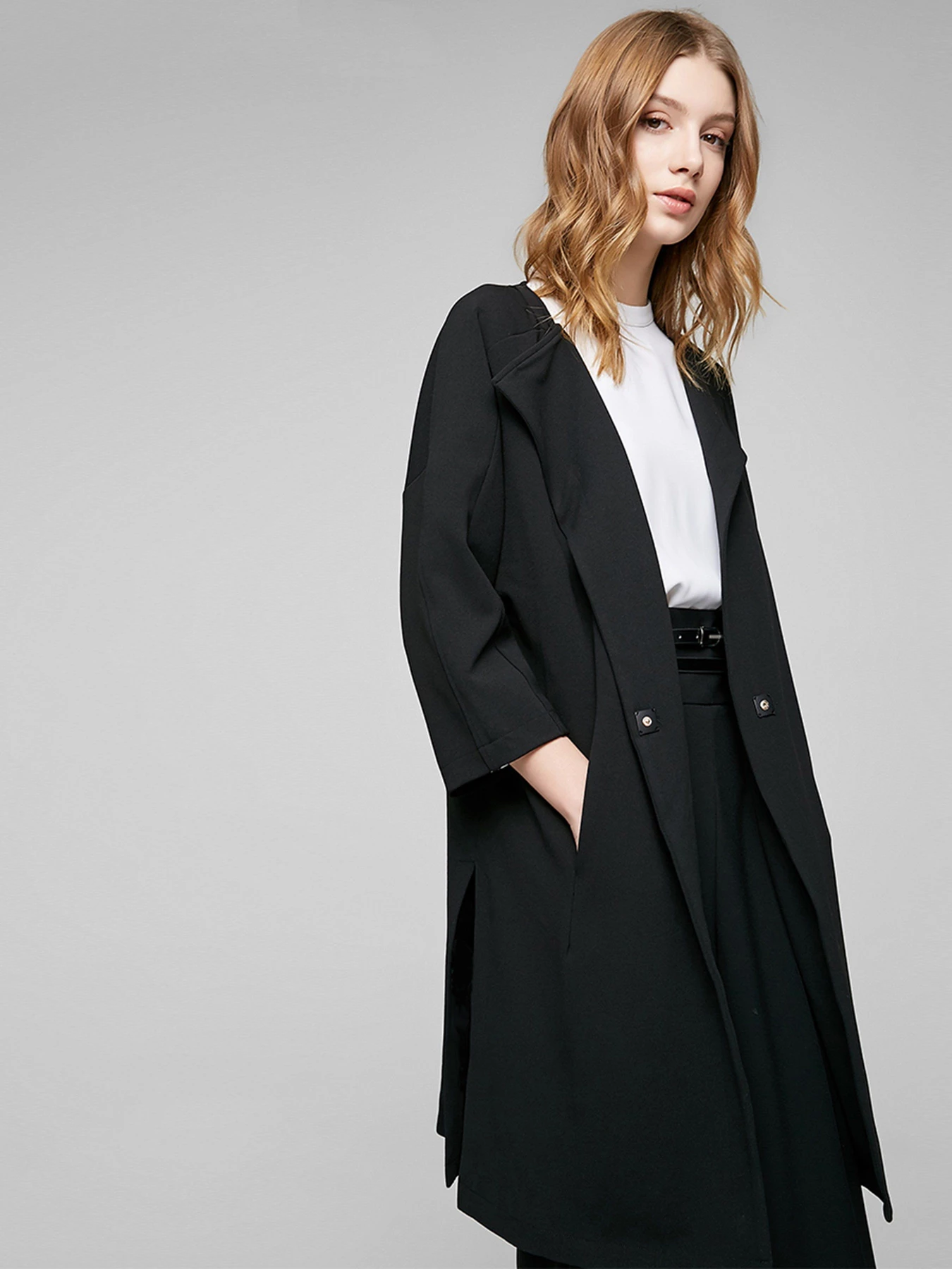 Светри та кардигани Vero Moda модель 317133512E40_чорний Фото