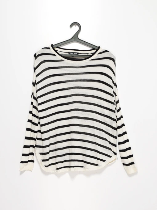 Худи и свитшоты Vero Moda модель 117118336A10_чорний з білим Фото