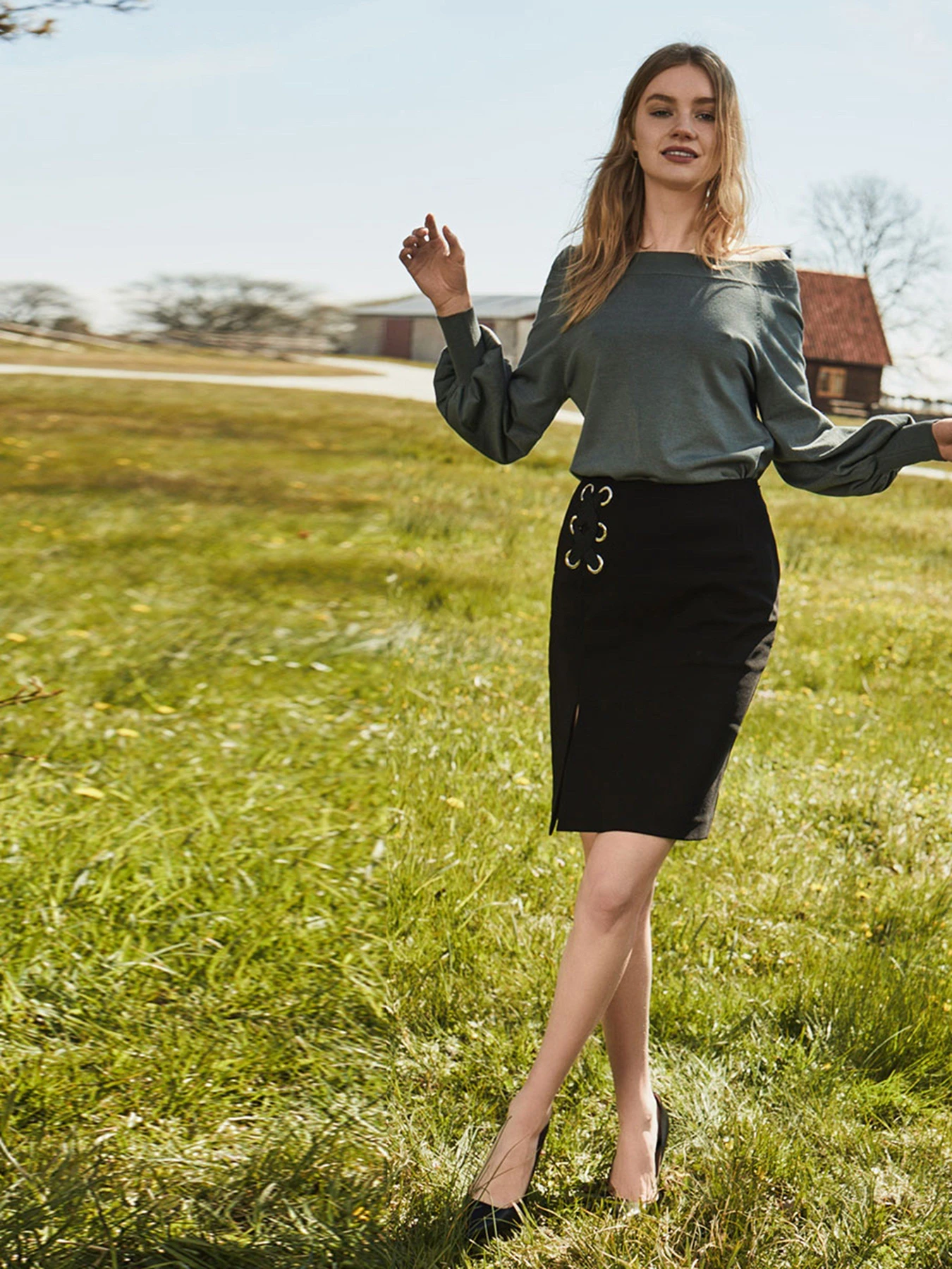 Спідниці Vero Moda модель 317316514E40_чорний Фото
