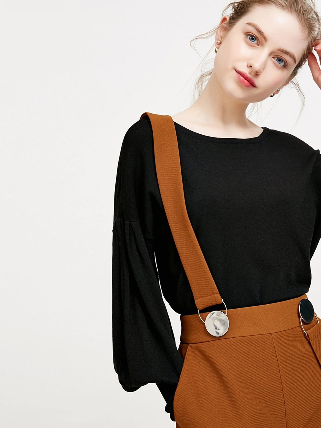 Светри та кардигани Vero Moda модель 317324540E40_чорний Фото