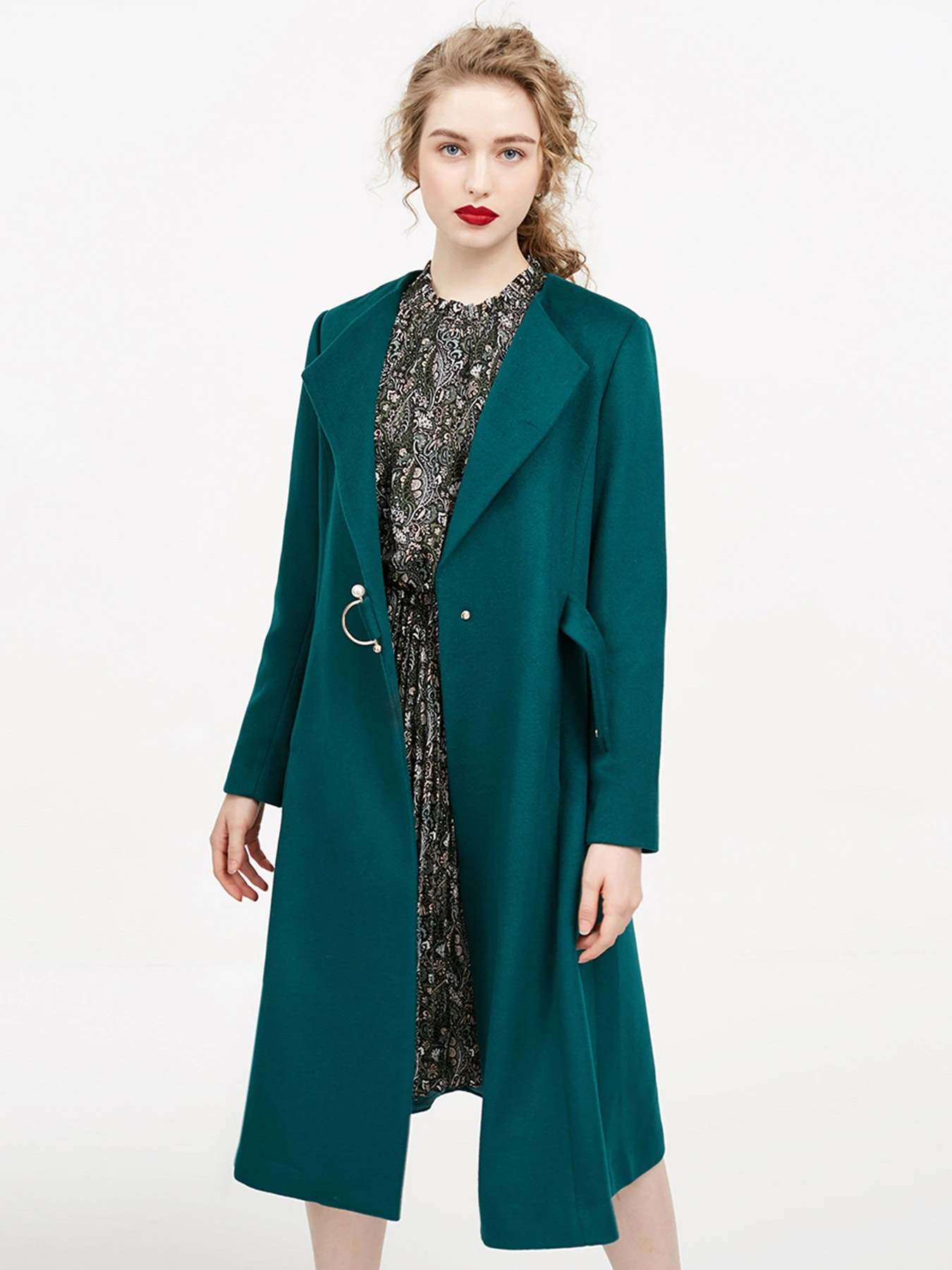 Пальта та плащі Vero Moda модель 317327566E52_т.зелений Пальта та плащі Vero Moda модель 317327566E52_т.зелений Фото