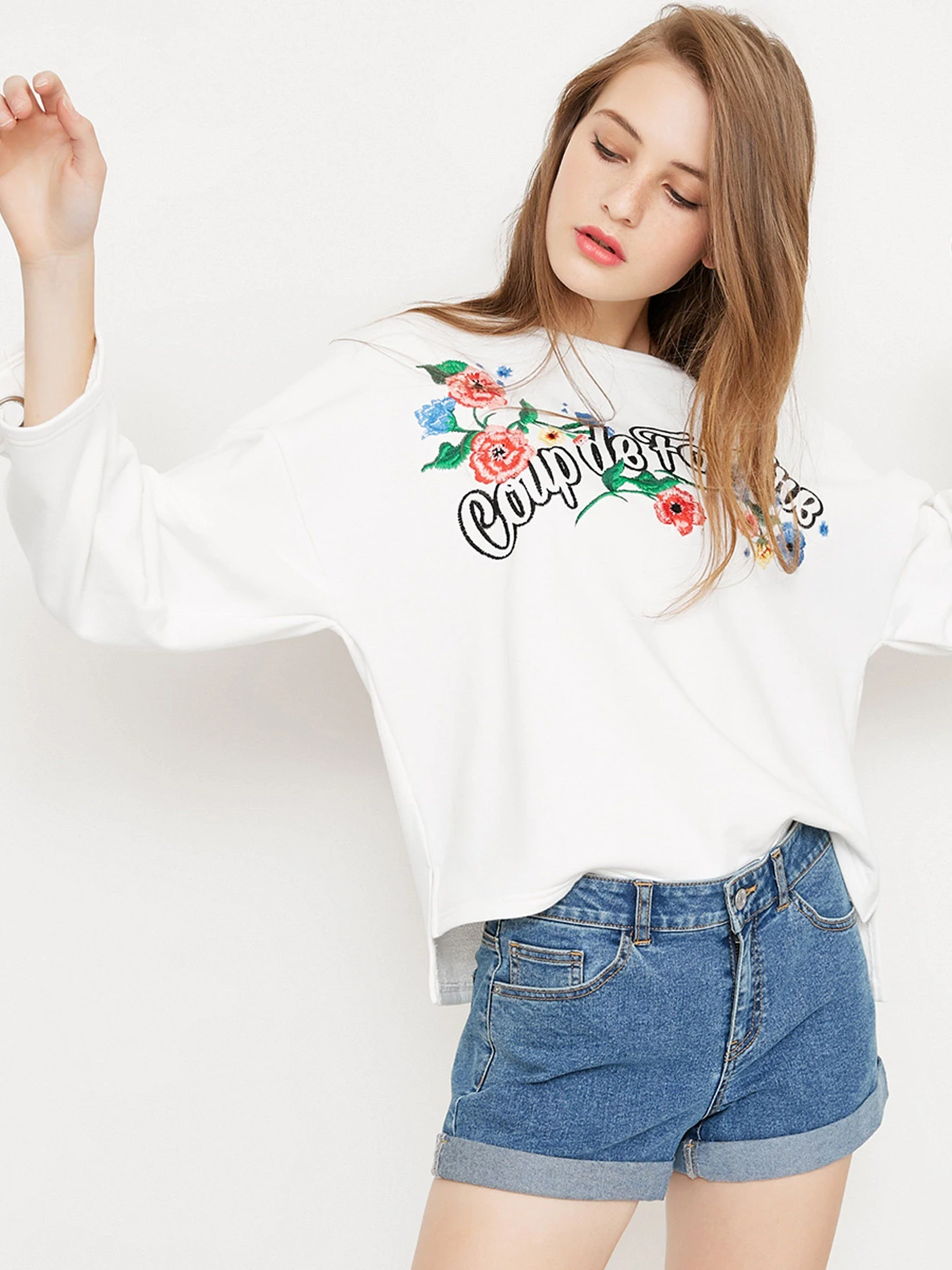 Худи и свитшоты Vero Moda модель 318133504S85_білий комб. Фото