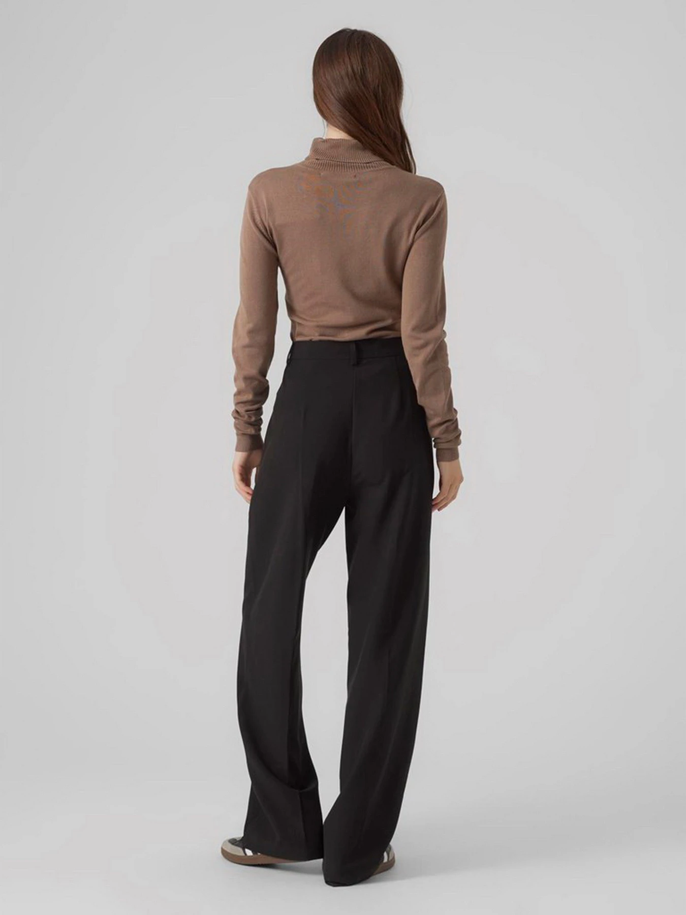 Свитры и кардиганы Vero Moda модель 10231630_Brown Lentil Свитры и кардиганы Vero Moda модель 10231630_Brown Lentil Фото
