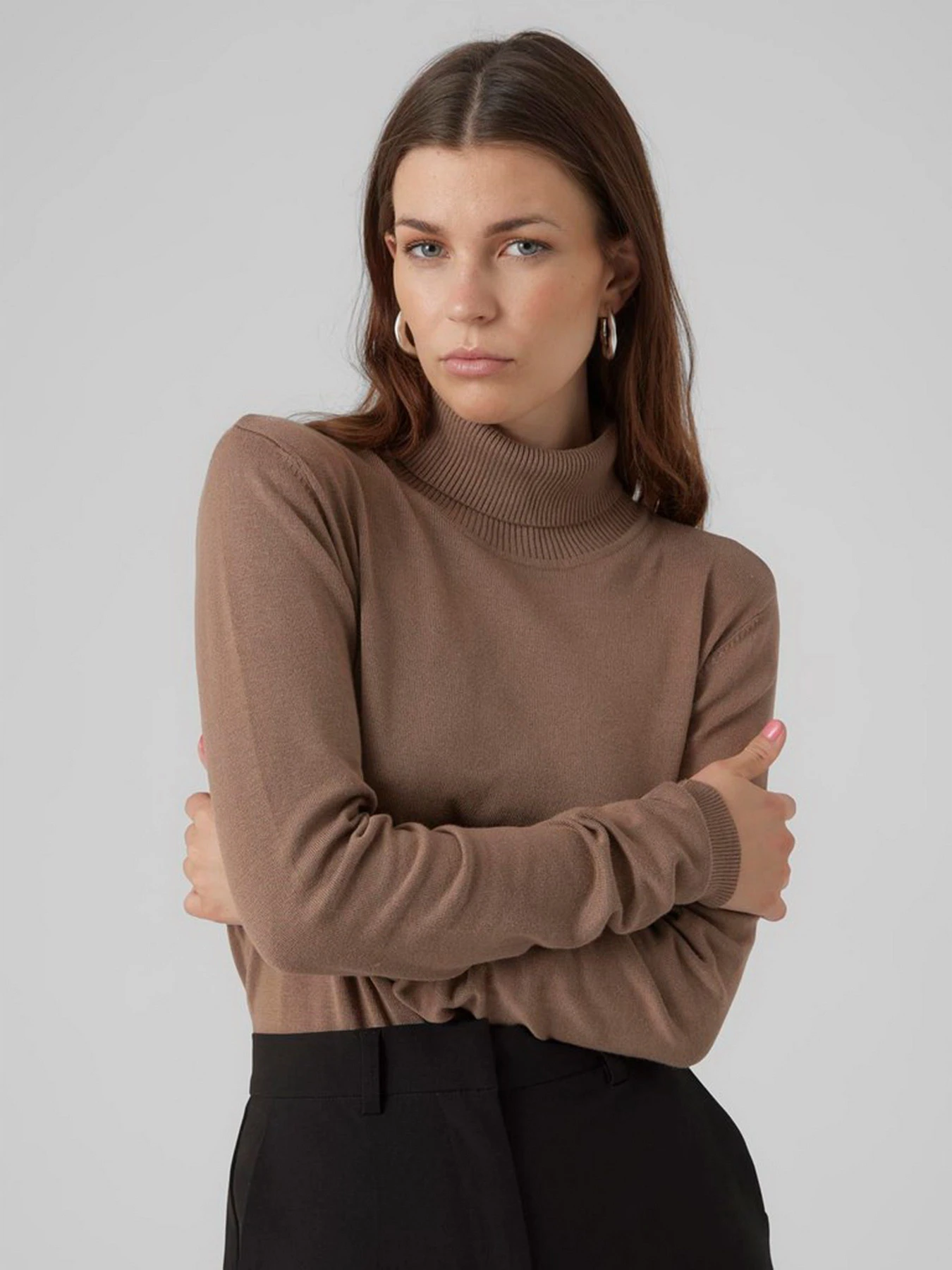 Свитры и кардиганы Vero Moda модель 10231630_Brown Lentil Свитры и кардиганы Vero Moda модель 10231630_Brown Lentil Фото