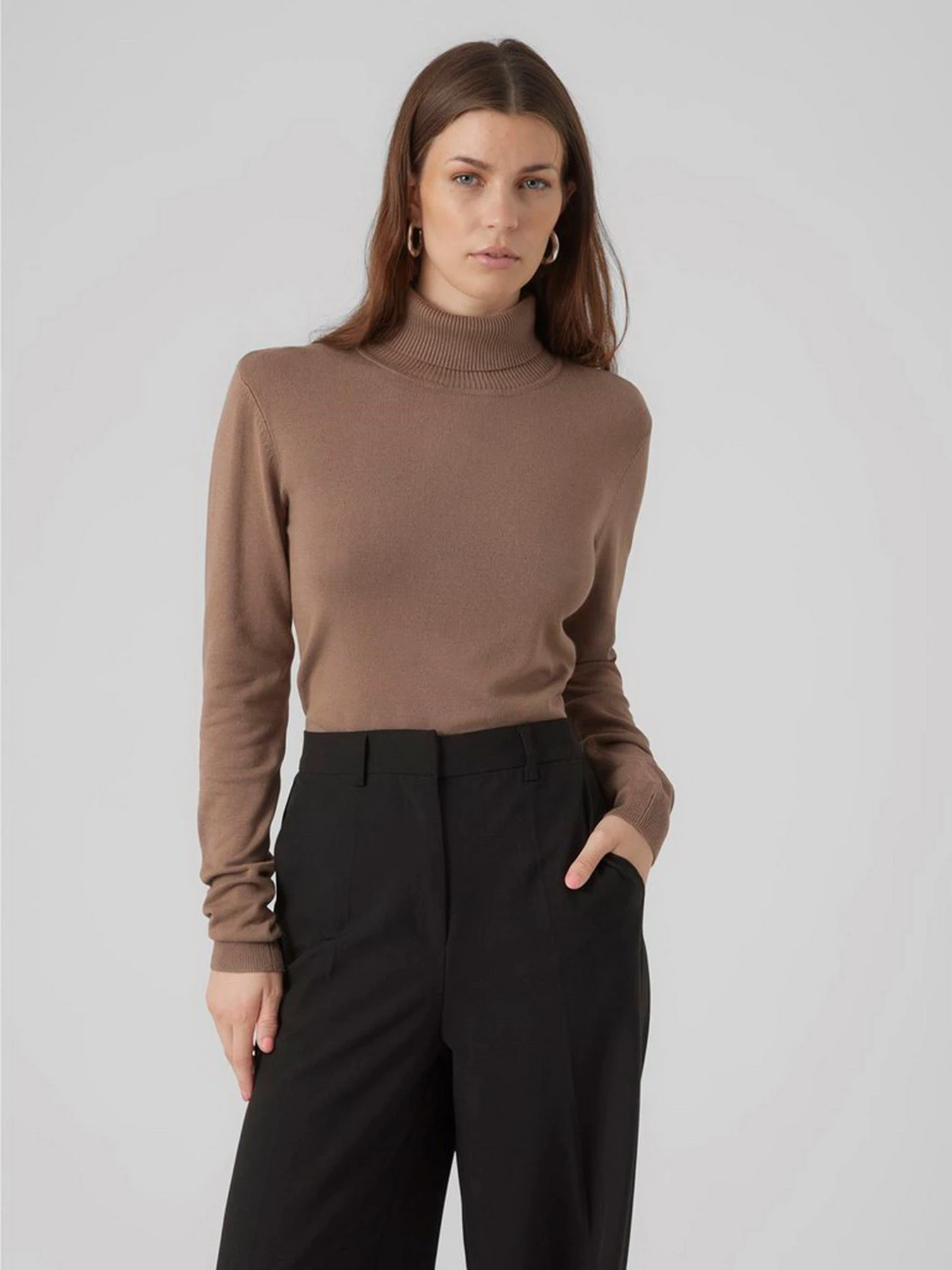 Свитры и кардиганы Vero Moda модель 10231630_Brown Lentil Свитры и кардиганы Vero Moda модель 10231630_Brown Lentil Фото