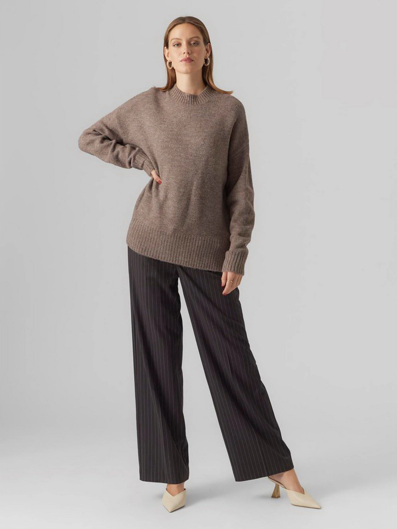 Свитры и кардиганы Vero Moda модель 10269229_Brown Lentil Свитры и кардиганы Vero Moda модель 10269229_Brown Lentil Фото