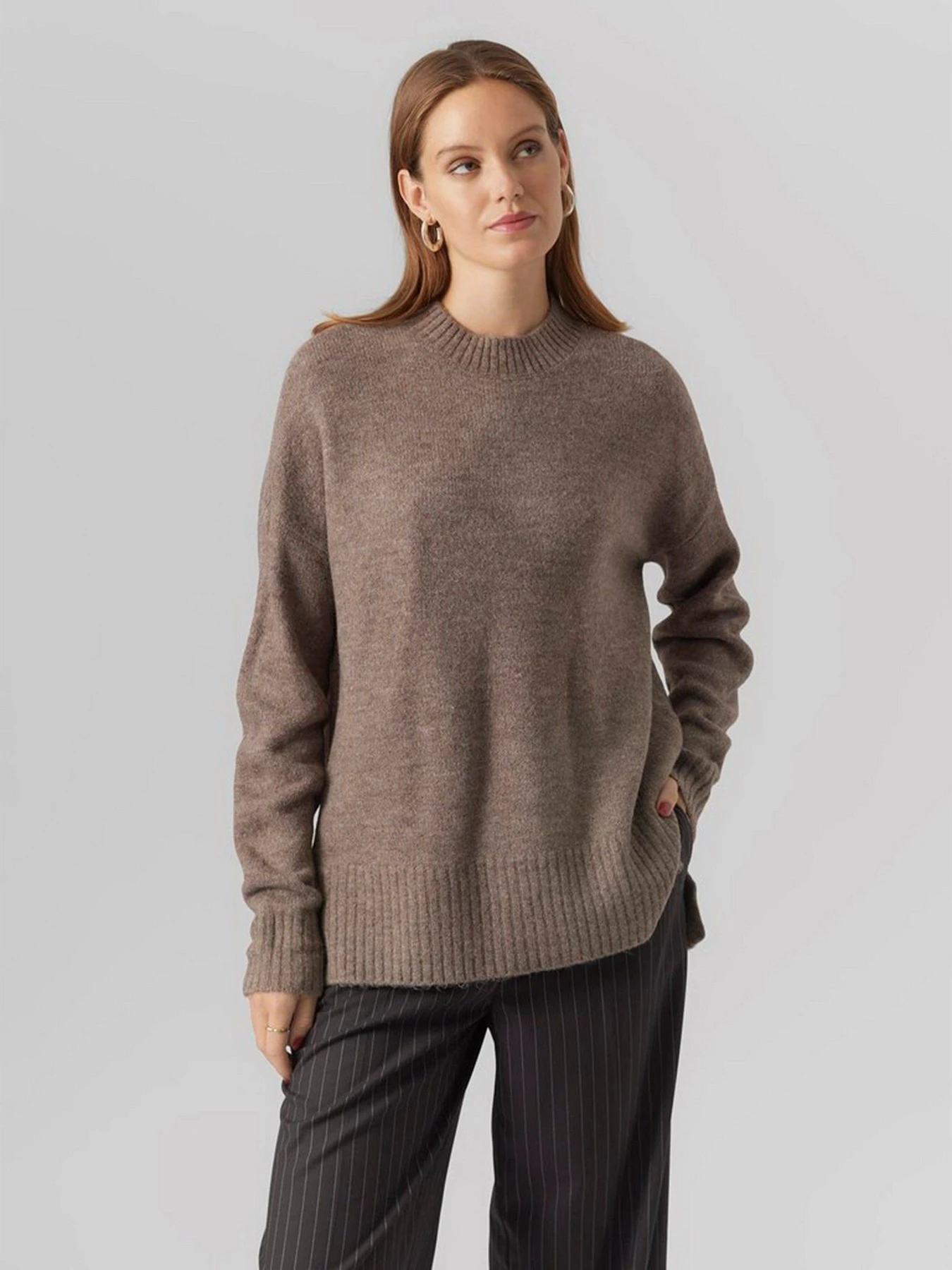Свитры и кардиганы Vero Moda модель 10269229_Brown Lentil Свитры и кардиганы Vero Moda модель 10269229_Brown Lentil Фото