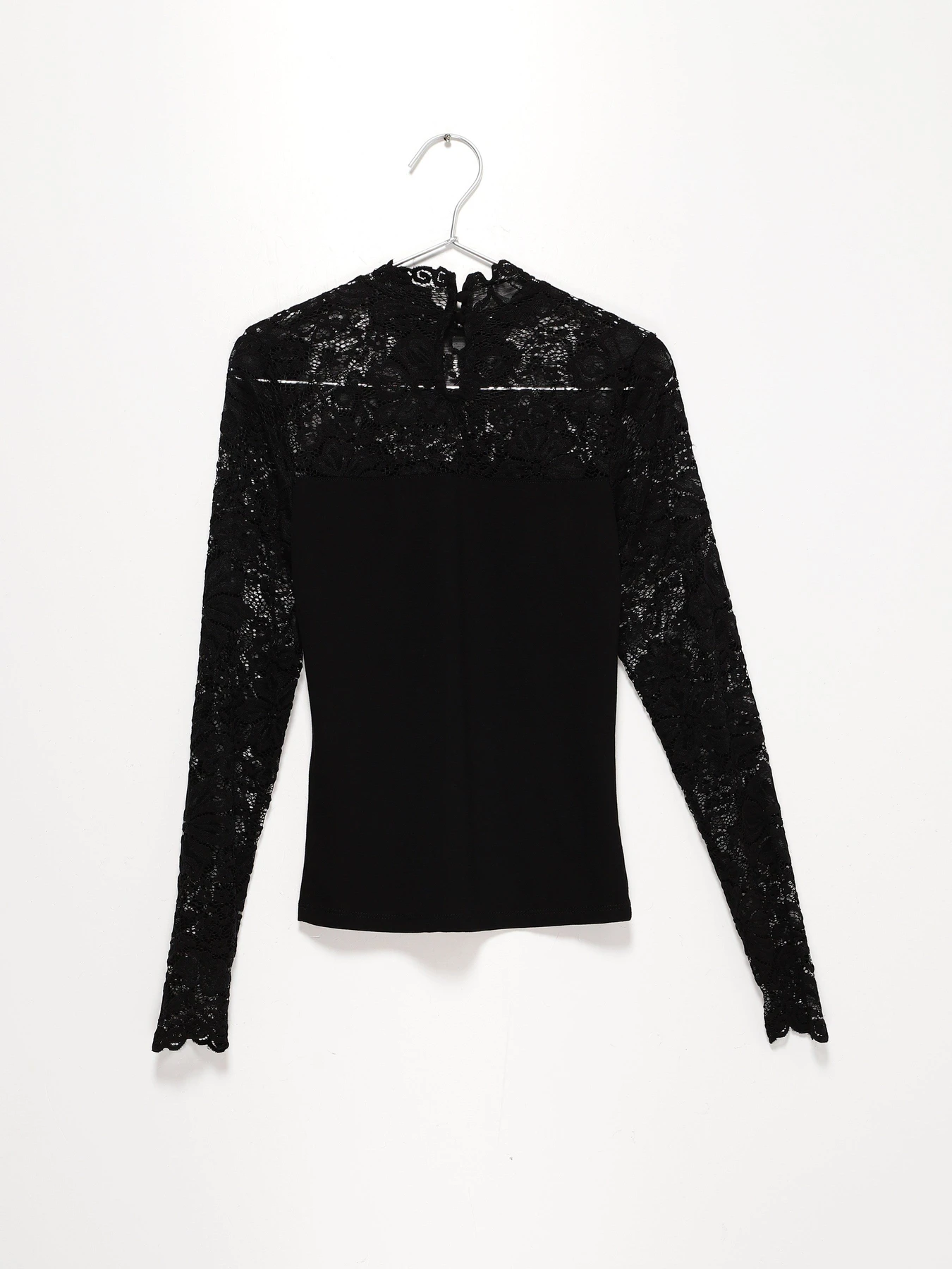 Рубашки Vero Moda модель 10212129_чорний Рубашки Vero Moda модель 10212129_чорний Фото