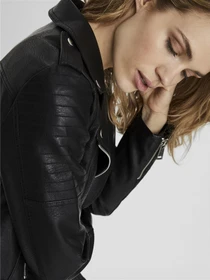 Куртки и дубленки Vero Moda модель 10228728_Black Фото