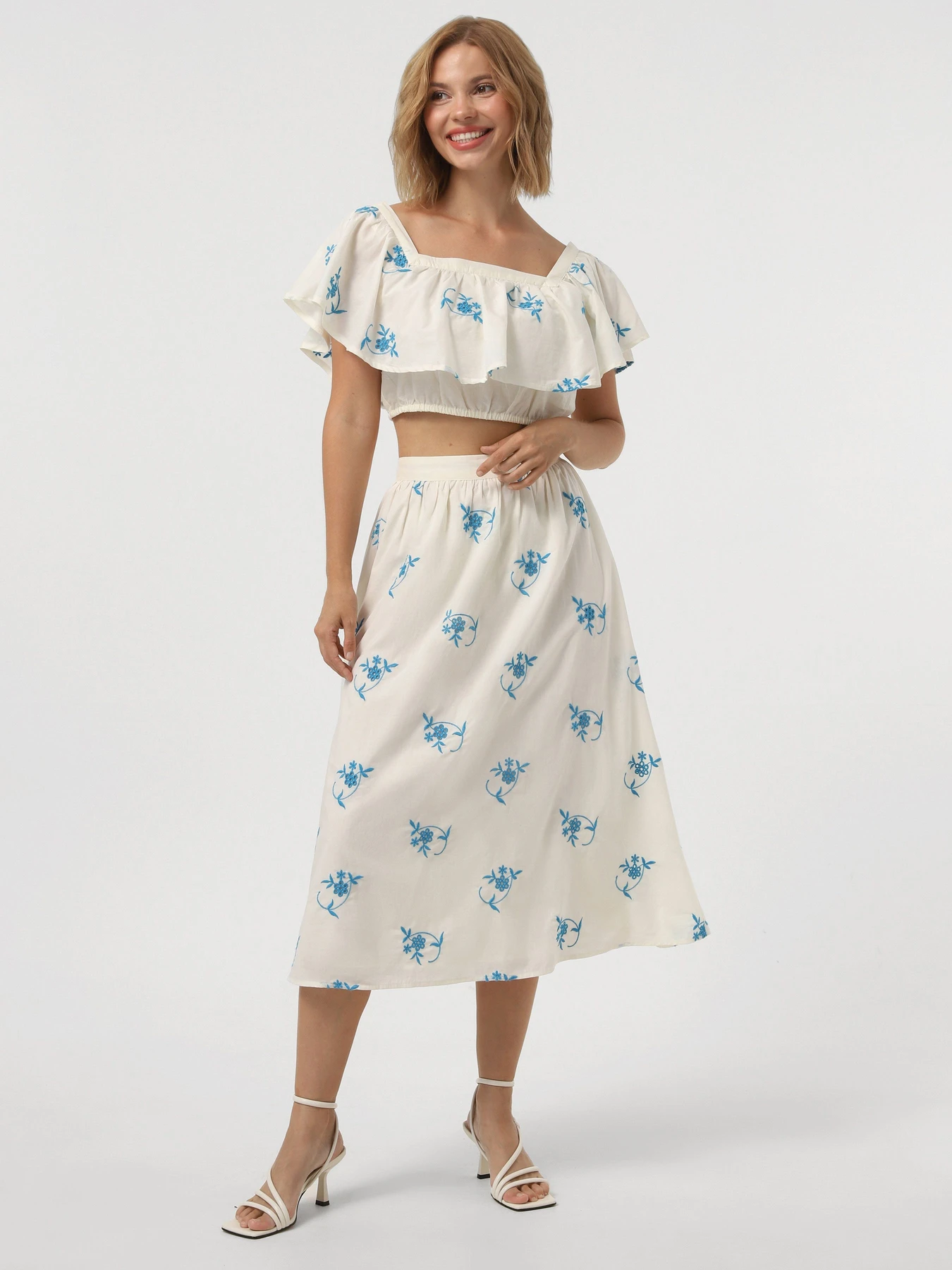 Футболки і поло Vero Moda модель 10324193_Pearled Ivory DRESDEN BLUE Футболки і поло Vero Moda модель 10324193_Pearled Ivory DRESDEN BLUE Фото