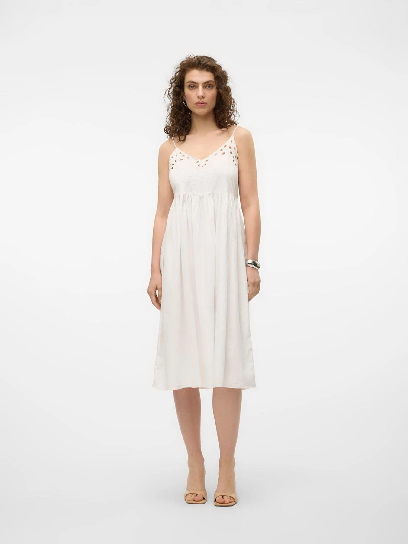 Платья Vero Moda модель 10326447_Snow White Платья Vero Moda модель 10326447_Snow White Фото
