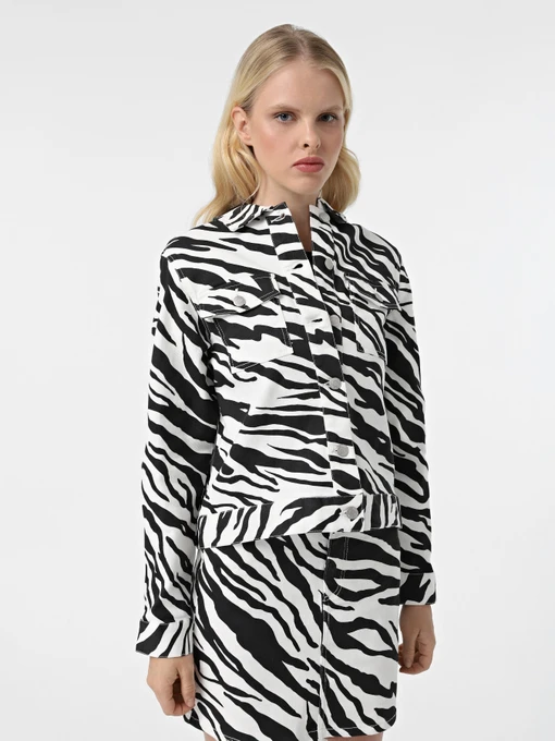 Куртки и дубленки Vero Moda модель 10329029_Bright White BLACK ZEBRA Фото