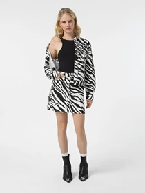 Юбки Vero Moda модель 10328818_Bright White BLACK ZEBRA Фото