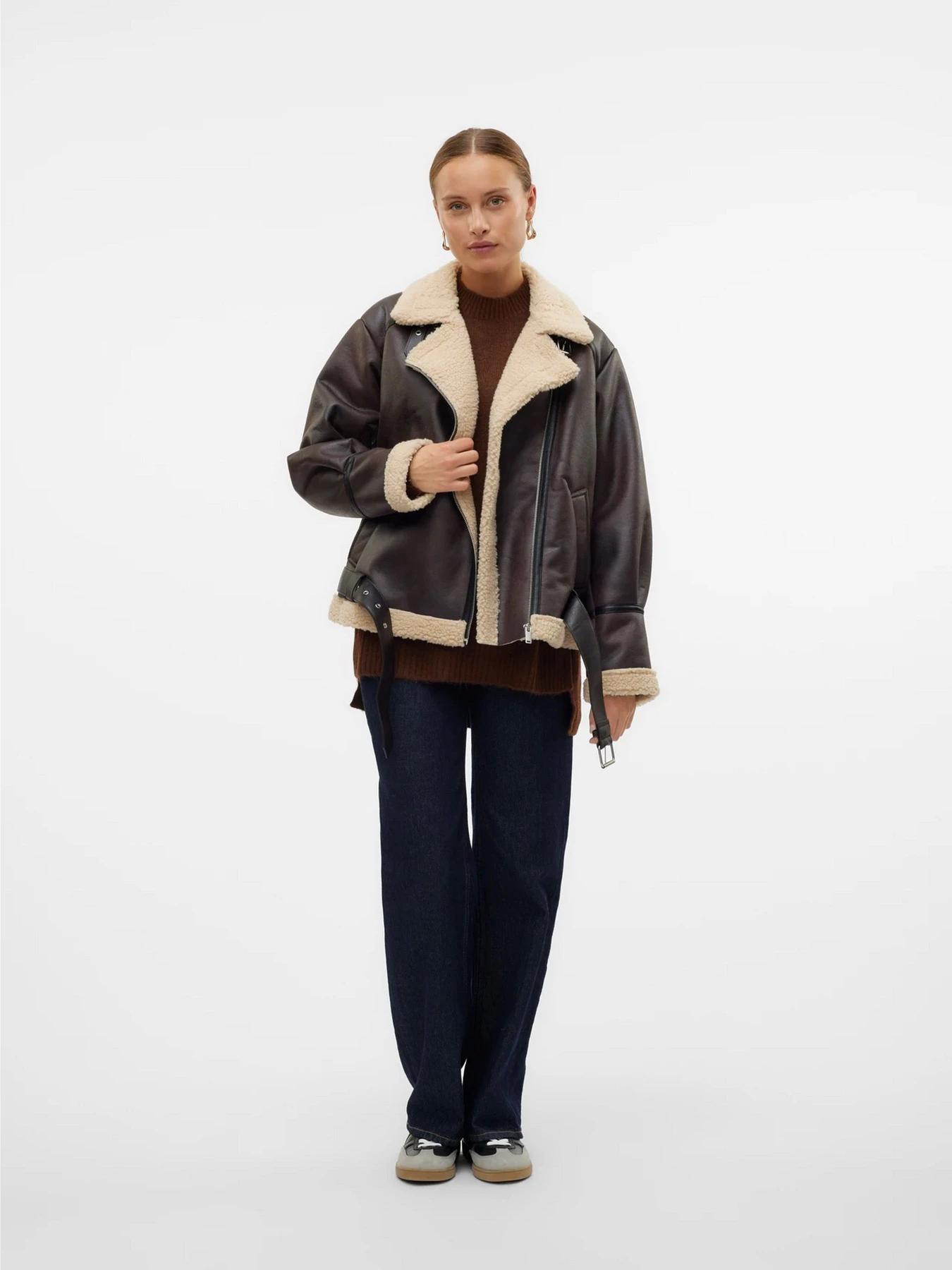 Куртки та дублянки Vero Moda модель 10316256_Chocolate Torte SILVER MIN Куртки та дублянки Vero Moda модель 10316256_Chocolate Torte SILVER MIN Фото
