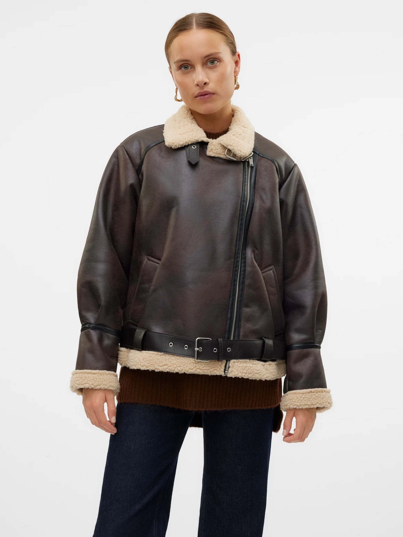 Куртки та дублянки Vero Moda модель 10316256_Chocolate Torte SILVER MIN Куртки та дублянки Vero Moda модель 10316256_Chocolate Torte SILVER MIN Фото