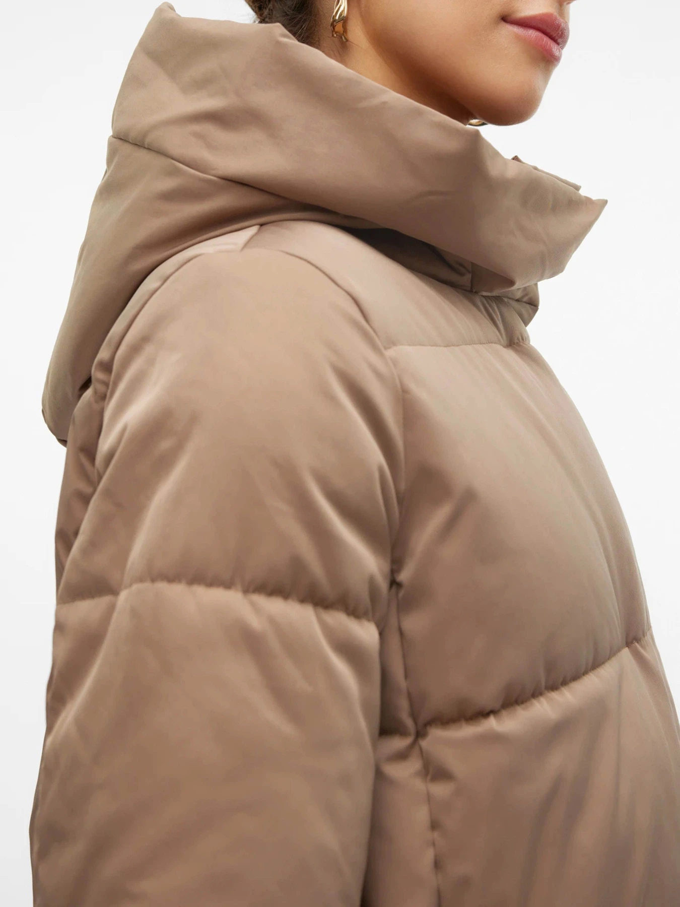 Куртки та дублянки Vero Moda модель 10300030_Fossil Куртки та дублянки Vero Moda модель 10300030_Fossil Фото