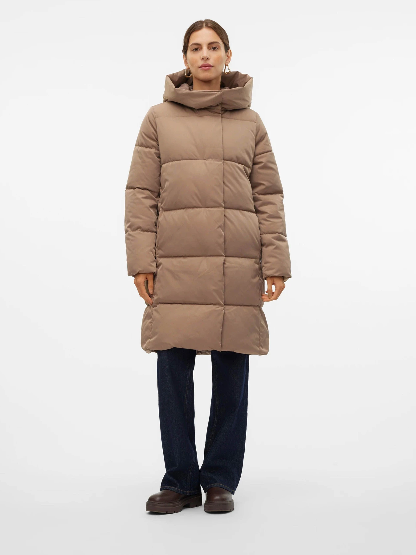 Куртки та дублянки Vero Moda модель 10300030_Fossil Куртки та дублянки Vero Moda модель 10300030_Fossil Фото