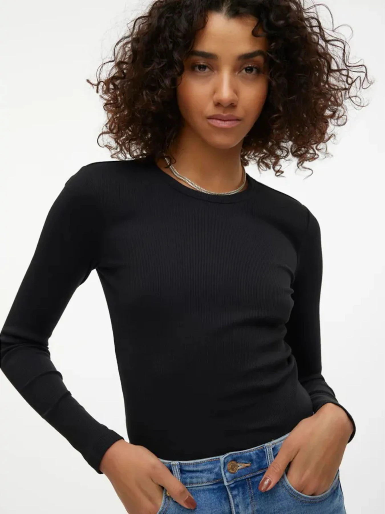 Худи и свитшоты Vero Moda модель 10306897_Black Худи и свитшоты Vero Moda модель 10306897_Black Фото