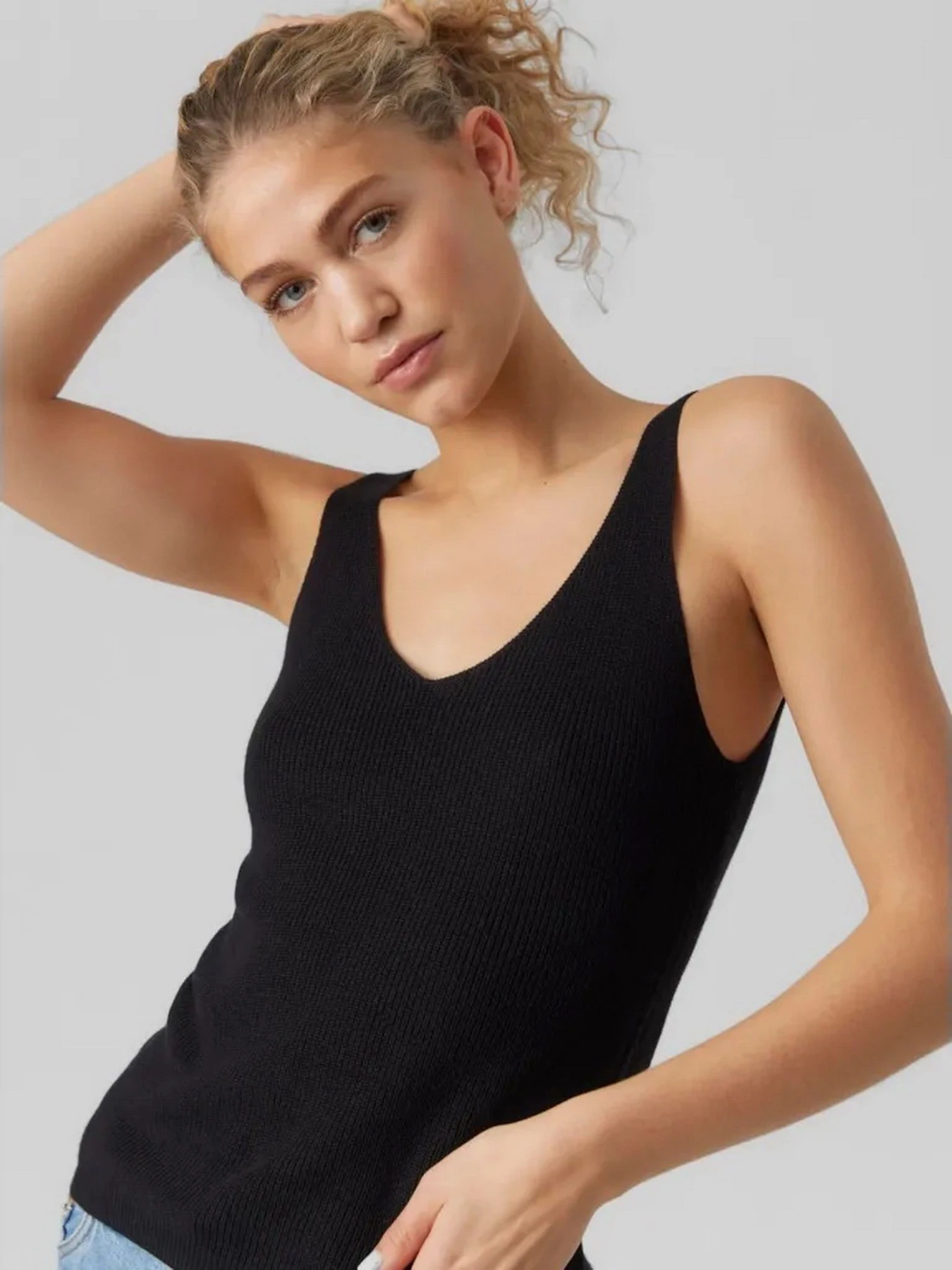 Футболки и поло Vero Moda модель 10281877_Black Футболки и поло Vero Moda модель 10281877_Black Фото