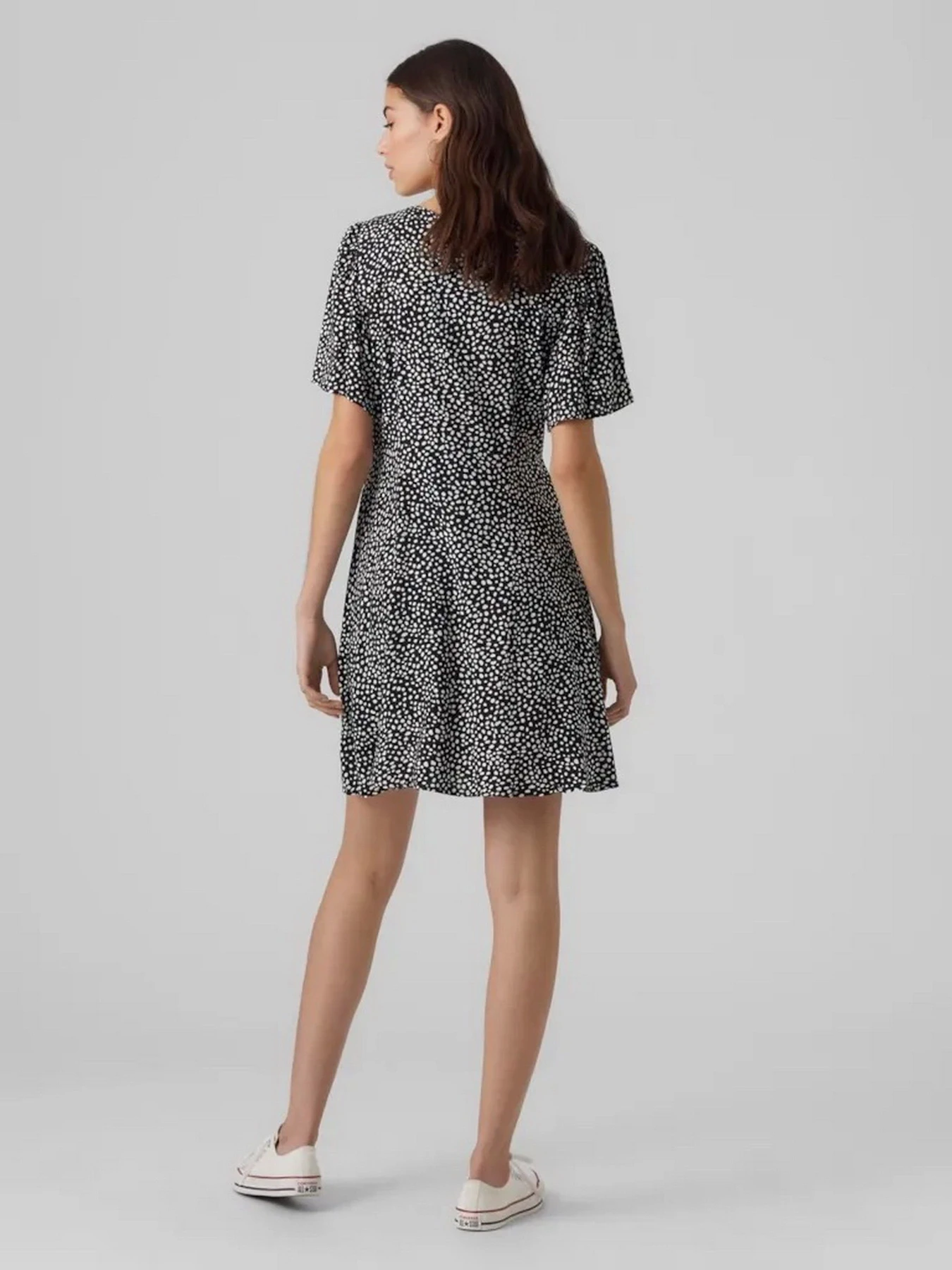 Платья Vero Moda ALBA SS SHORT DRESS модель 10292845_Black Joey dot Фото