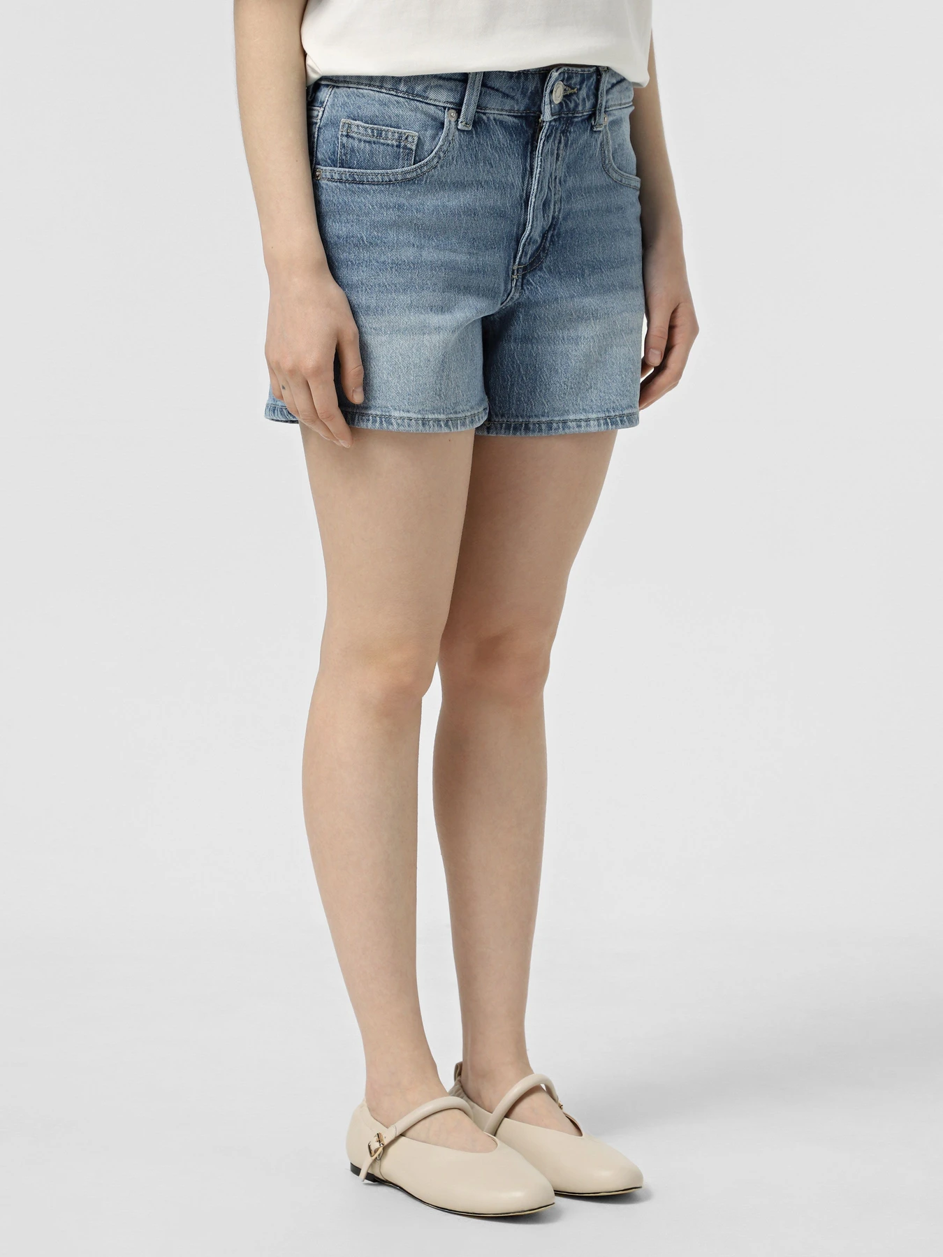 Шорти Vero Moda модель 10301532_Medium Blue Denim RA3013 Шорти Vero Moda модель 10301532_Medium Blue Denim RA3013 Фото