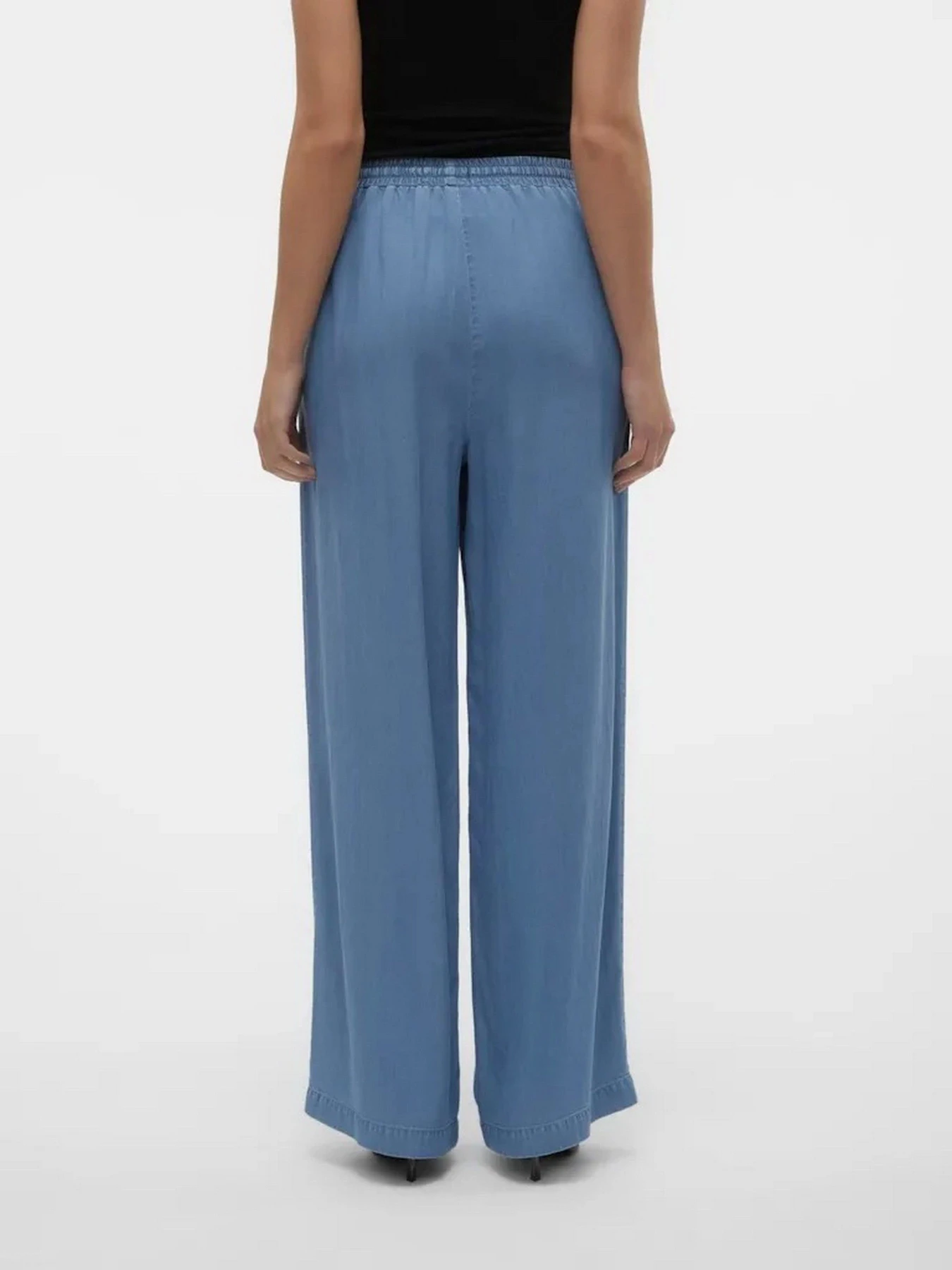 Штани Vero Moda BREE HW LONG LOOSE TENCEL PANT модель 10304898_Medium Blue Denim Штани Vero Moda BREE HW LONG LOOSE TENCEL PANT модель 10304898_Medium Blue Denim Фото