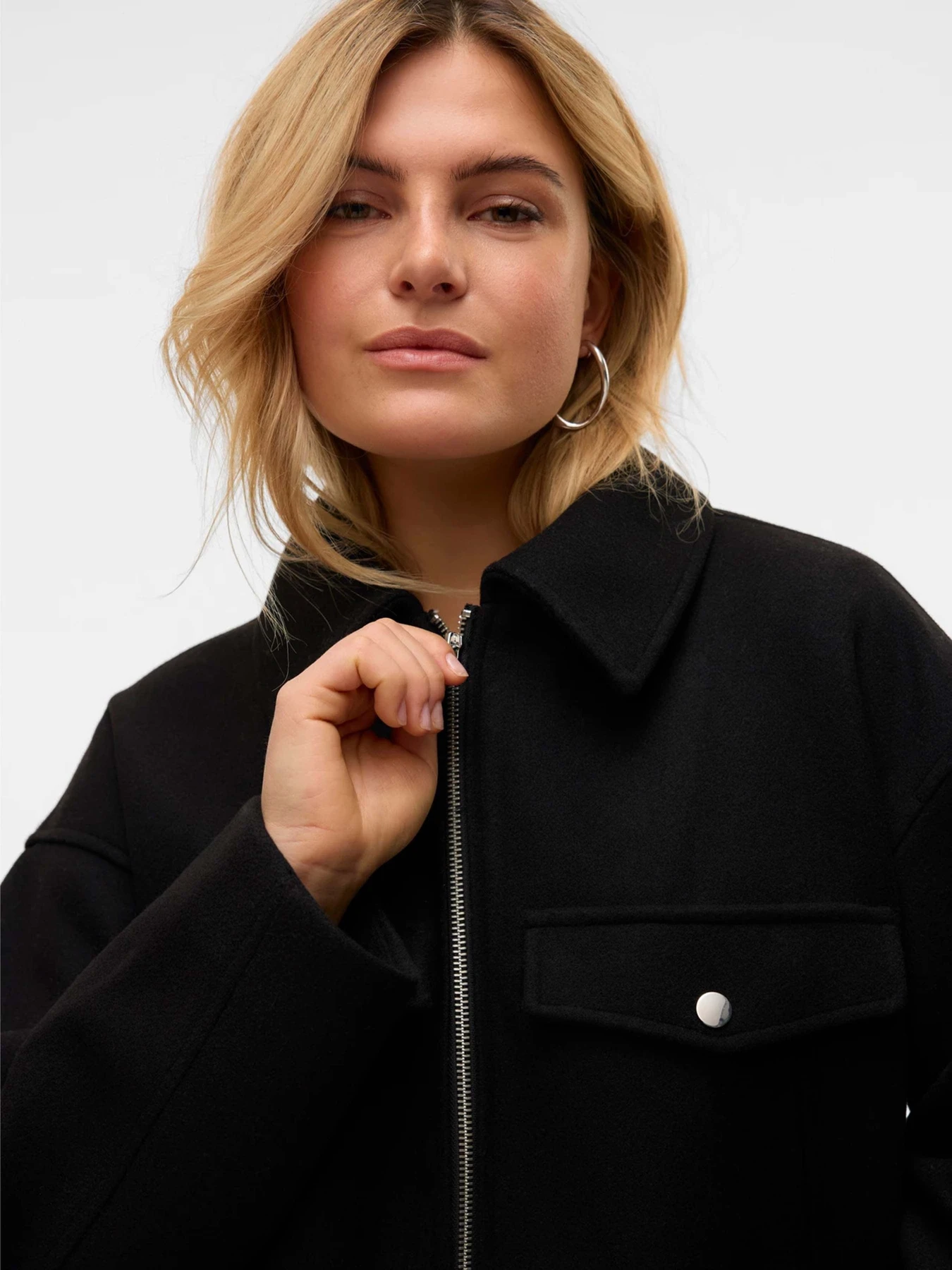 Куртки и дубленки Vero Moda модель 10321977_Black Фото