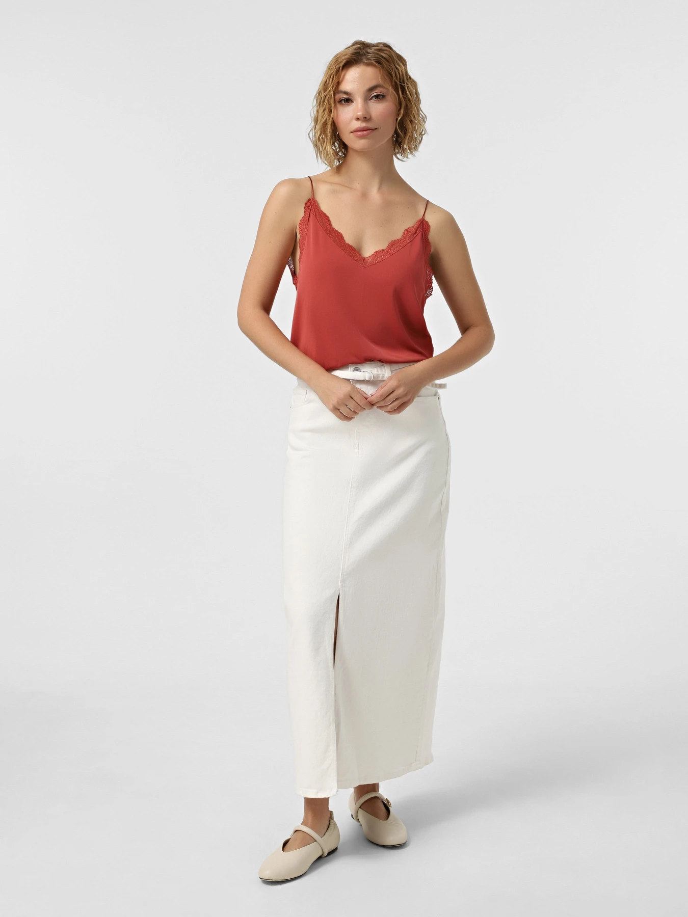 Футболки і поло Vero Moda модель 10324809_Marsala TONE IN TONE LACE Футболки і поло Vero Moda модель 10324809_Marsala TONE IN TONE LACE Фото