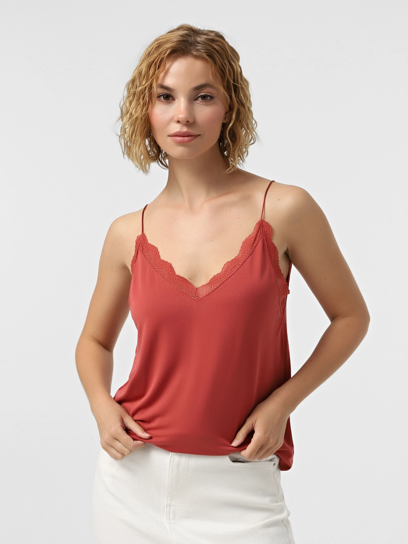 Футболки і поло Vero Moda модель 10324809_Marsala TONE IN TONE LACE Футболки і поло Vero Moda модель 10324809_Marsala TONE IN TONE LACE Фото