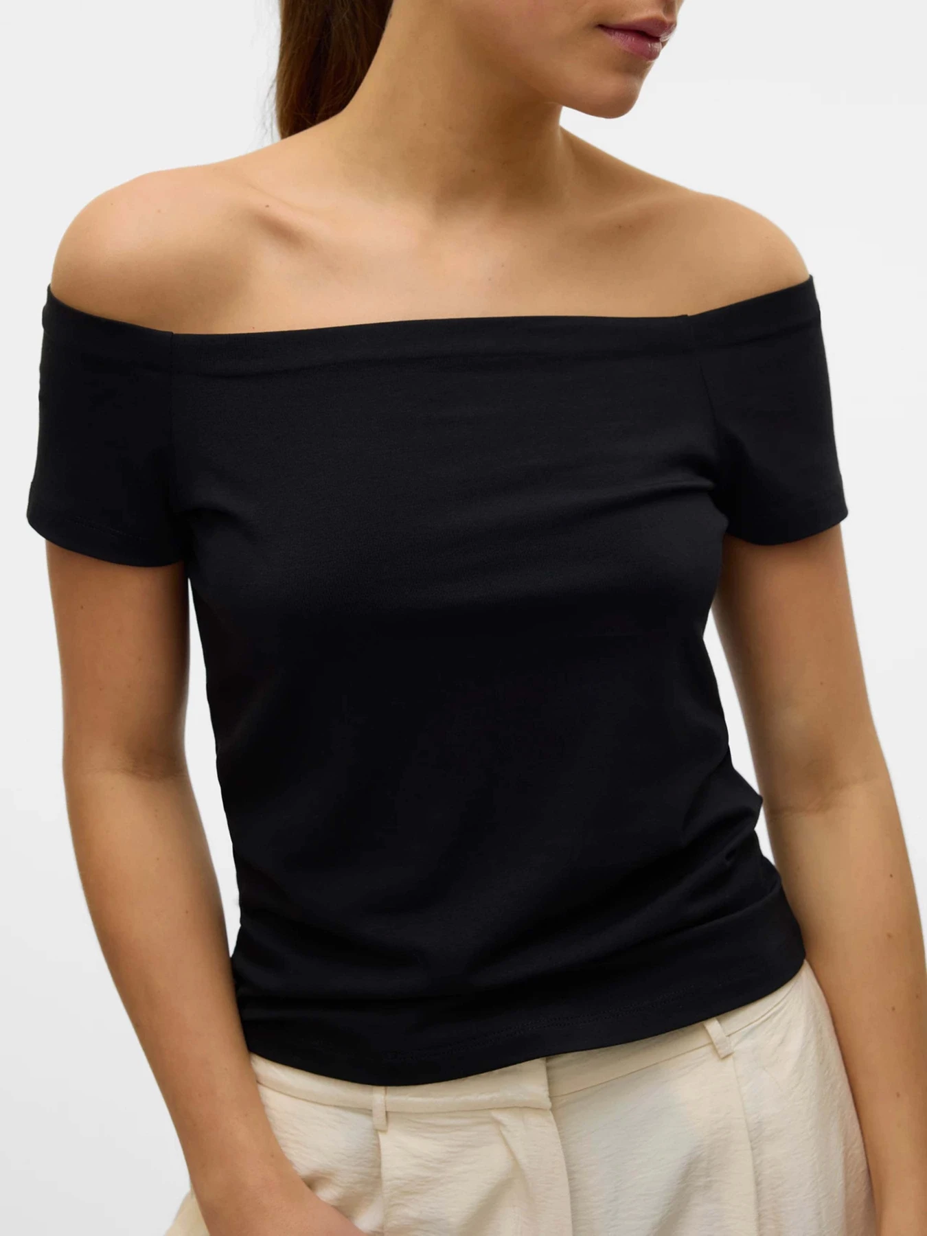 Футболки и поло Vero Moda модель 10325598_Black Футболки и поло Vero Moda модель 10325598_Black Фото