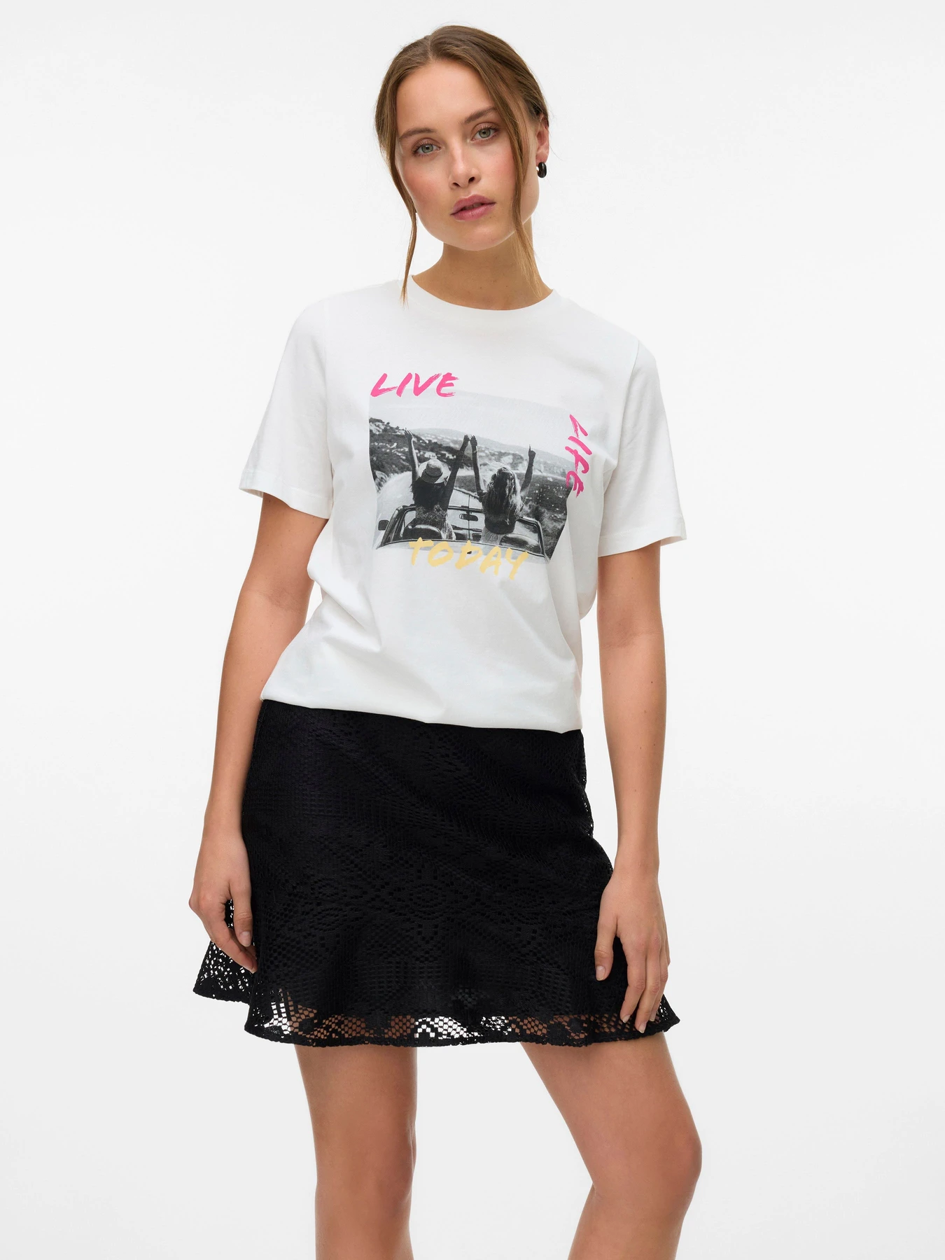 Футболки и поло Vero Moda модель 10327145_Snow White LIVE LIFE Футболки и поло Vero Moda модель 10327145_Snow White LIVE LIFE Фото