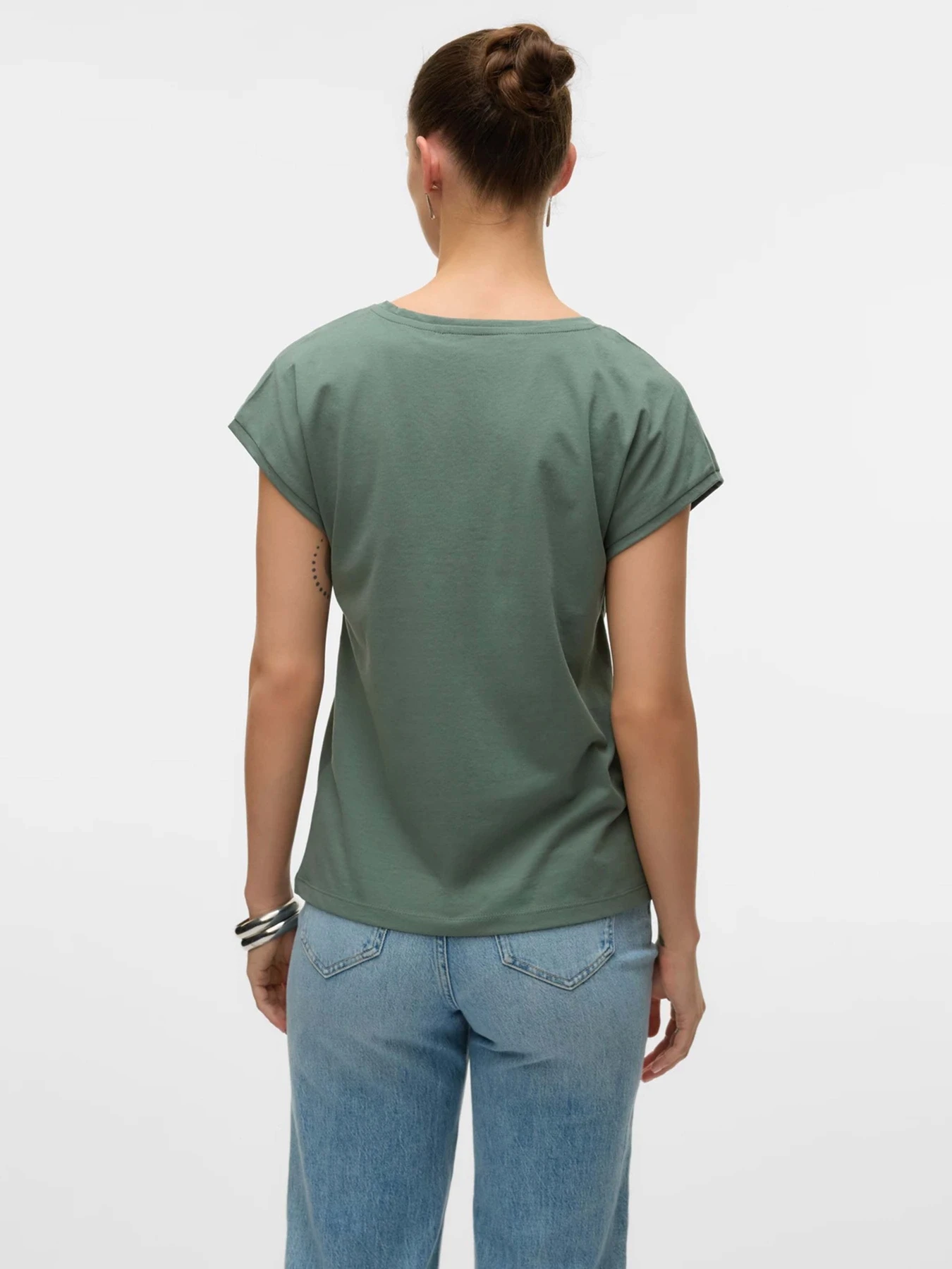 Футболки і поло Vero Moda модель 10327678_Laurel Wreath Футболки і поло Vero Moda модель 10327678_Laurel Wreath Фото