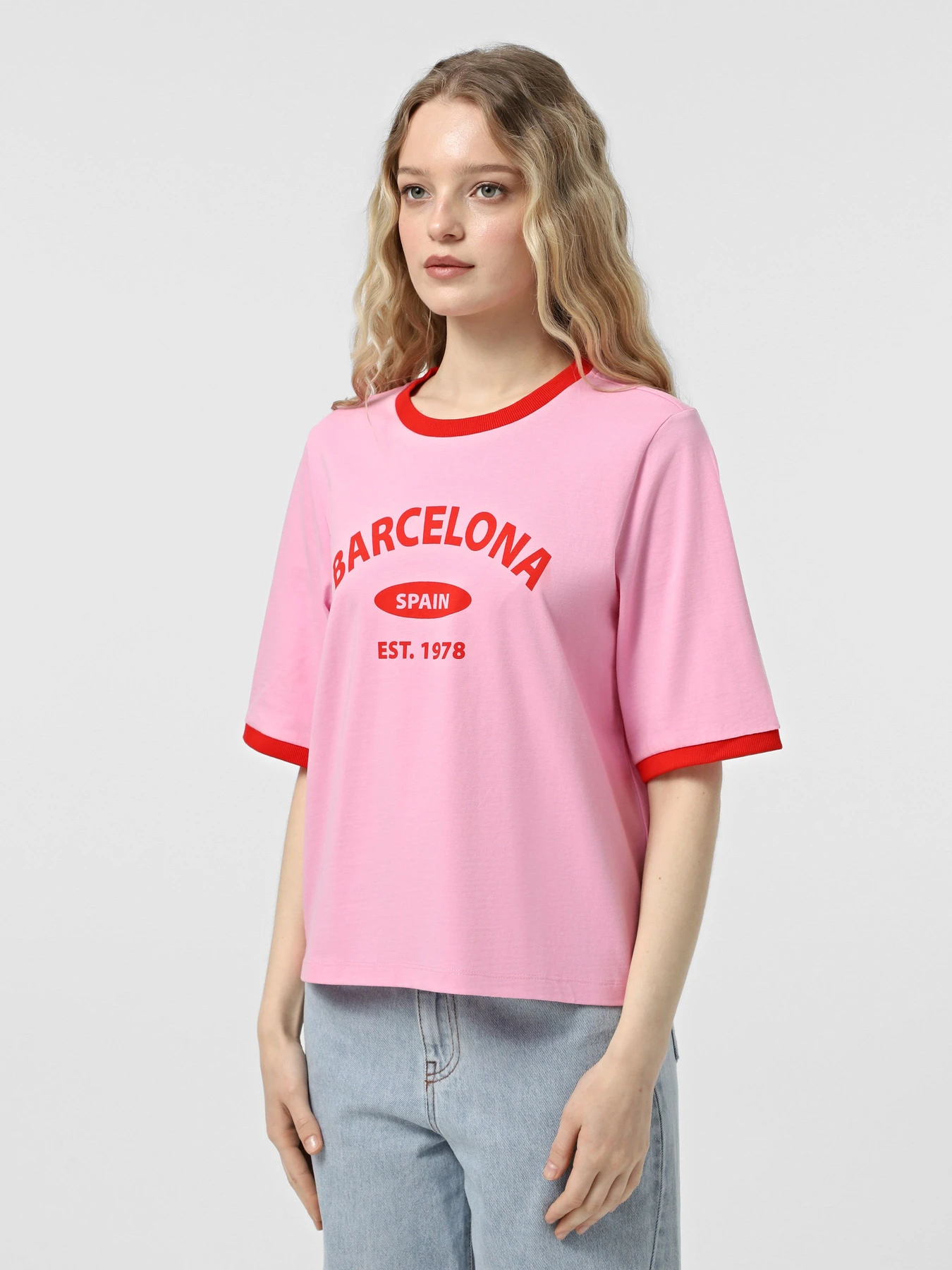 Футболки и поло Vero Moda модель 10328161_Bonbon FIERY RED Футболки и поло Vero Moda модель 10328161_Bonbon FIERY RED Фото