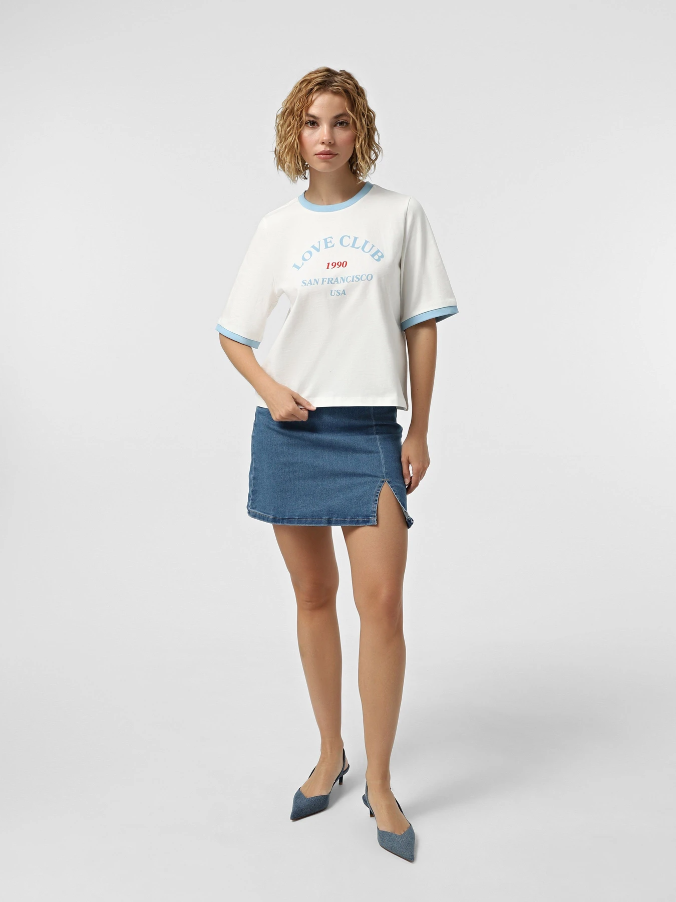 Футболки и поло Vero Moda модель 10328161_Snow White AIRY BLUE Футболки и поло Vero Moda модель 10328161_Snow White AIRY BLUE Фото