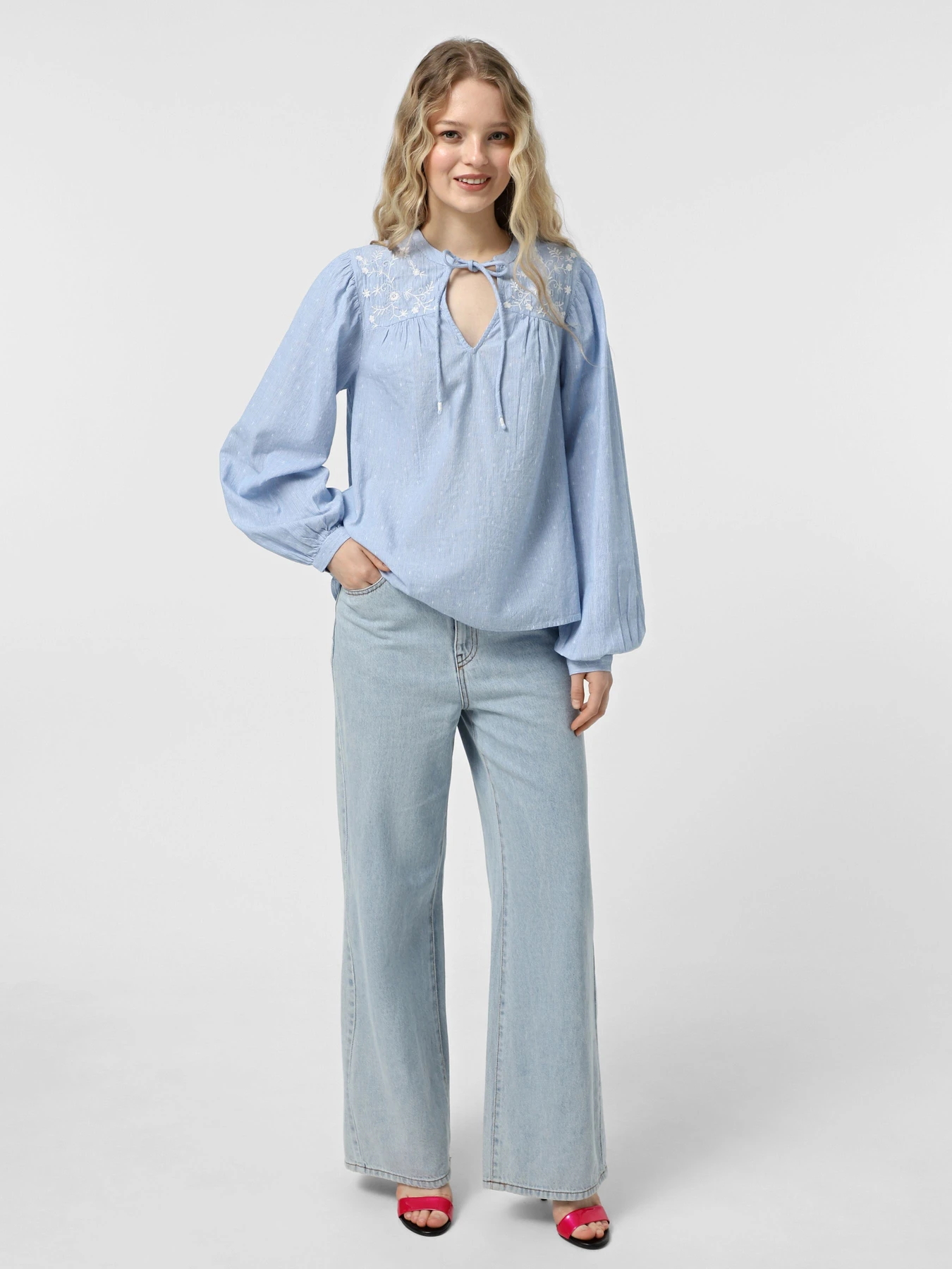 Рубашки Vero Moda модель 10329166_Cashmere Blue Bright White Рубашки Vero Moda модель 10329166_Cashmere Blue Bright White Фото