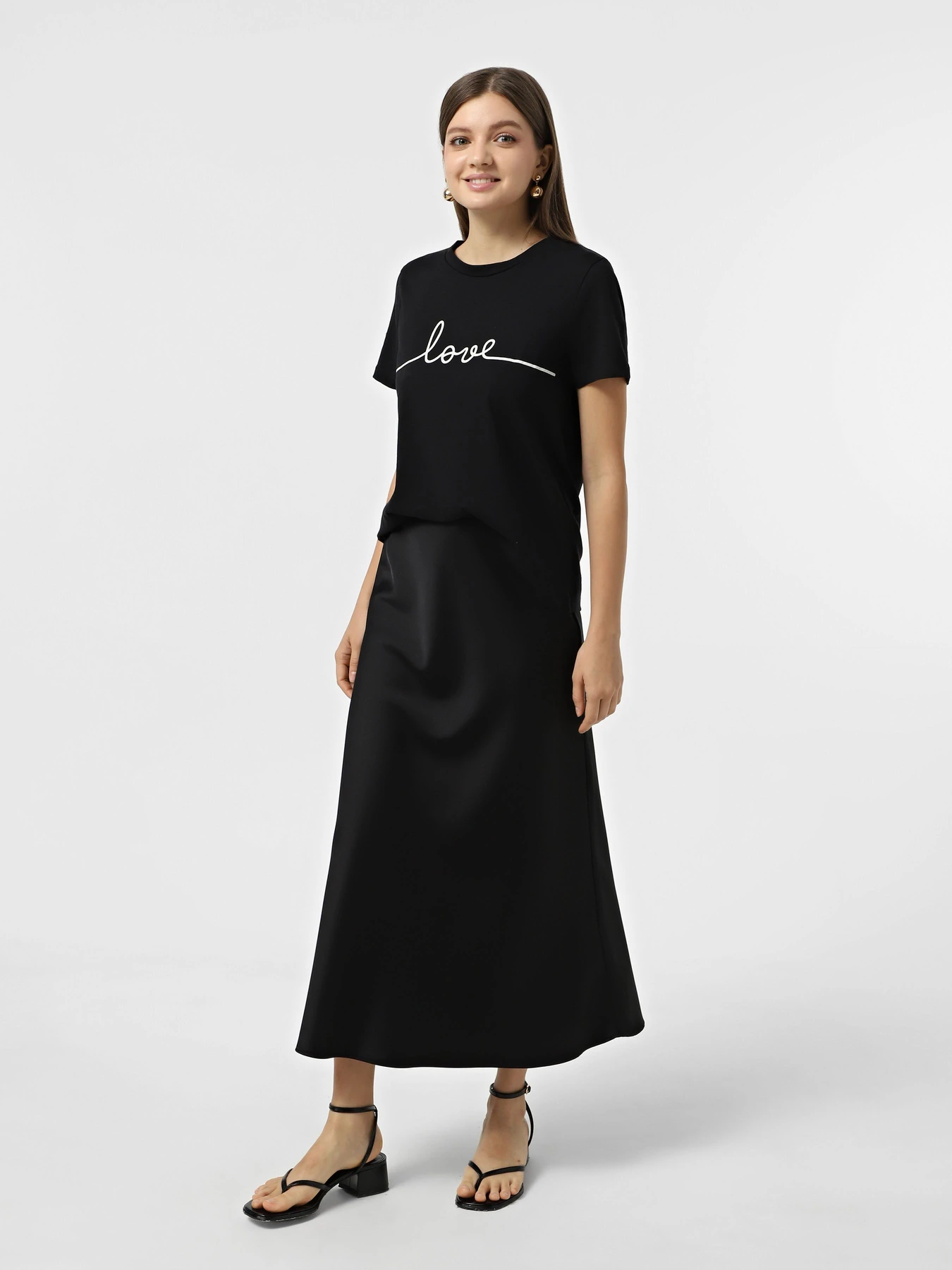 Футболки и поло Vero Moda модель 10332587_Black LOVE in SNOW WHITE Футболки и поло Vero Moda модель 10332587_Black LOVE in SNOW WHITE Фото
