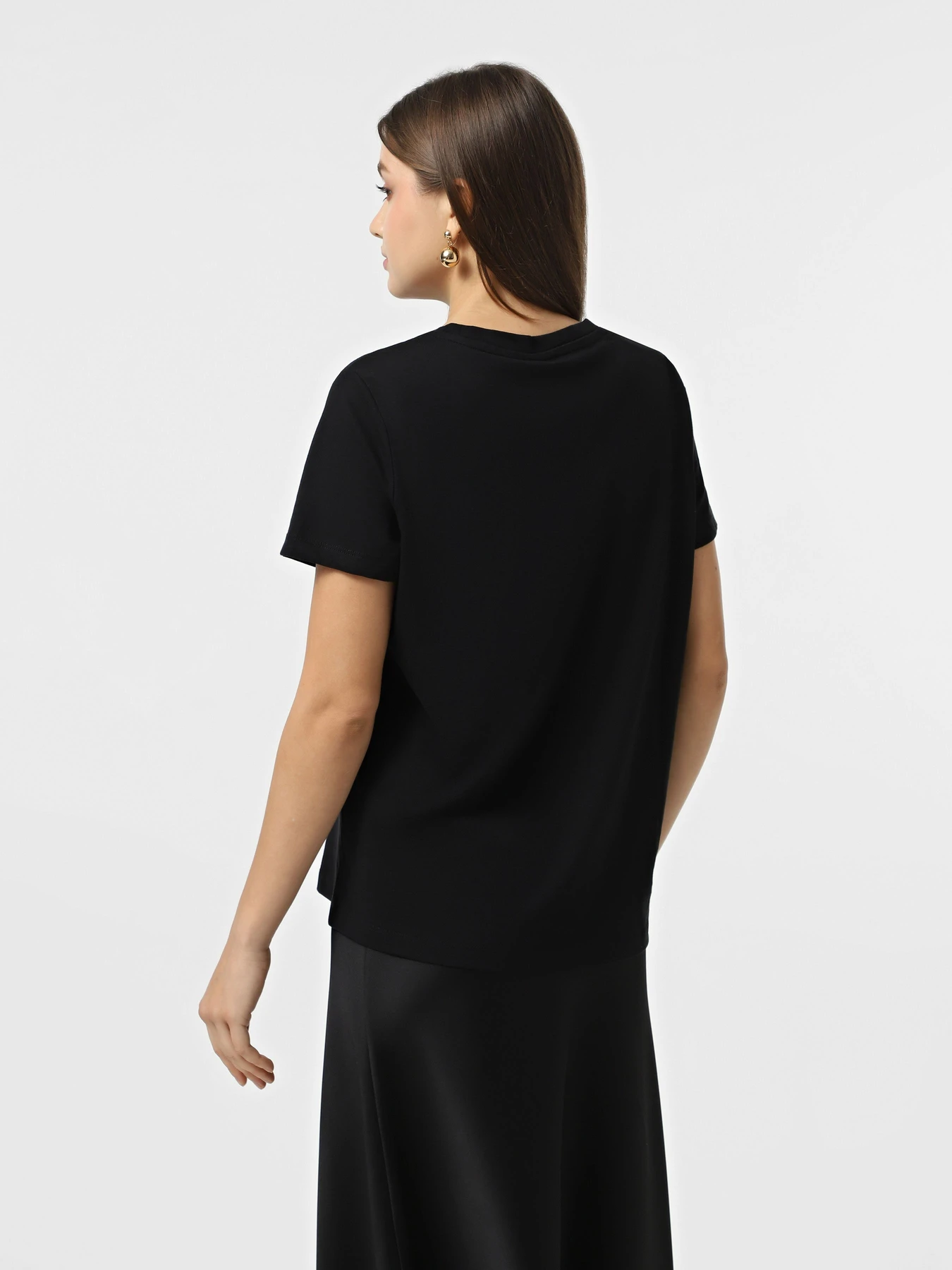 Футболки и поло Vero Moda модель 10332587_Black LOVE in SNOW WHITE Футболки и поло Vero Moda модель 10332587_Black LOVE in SNOW WHITE Фото
